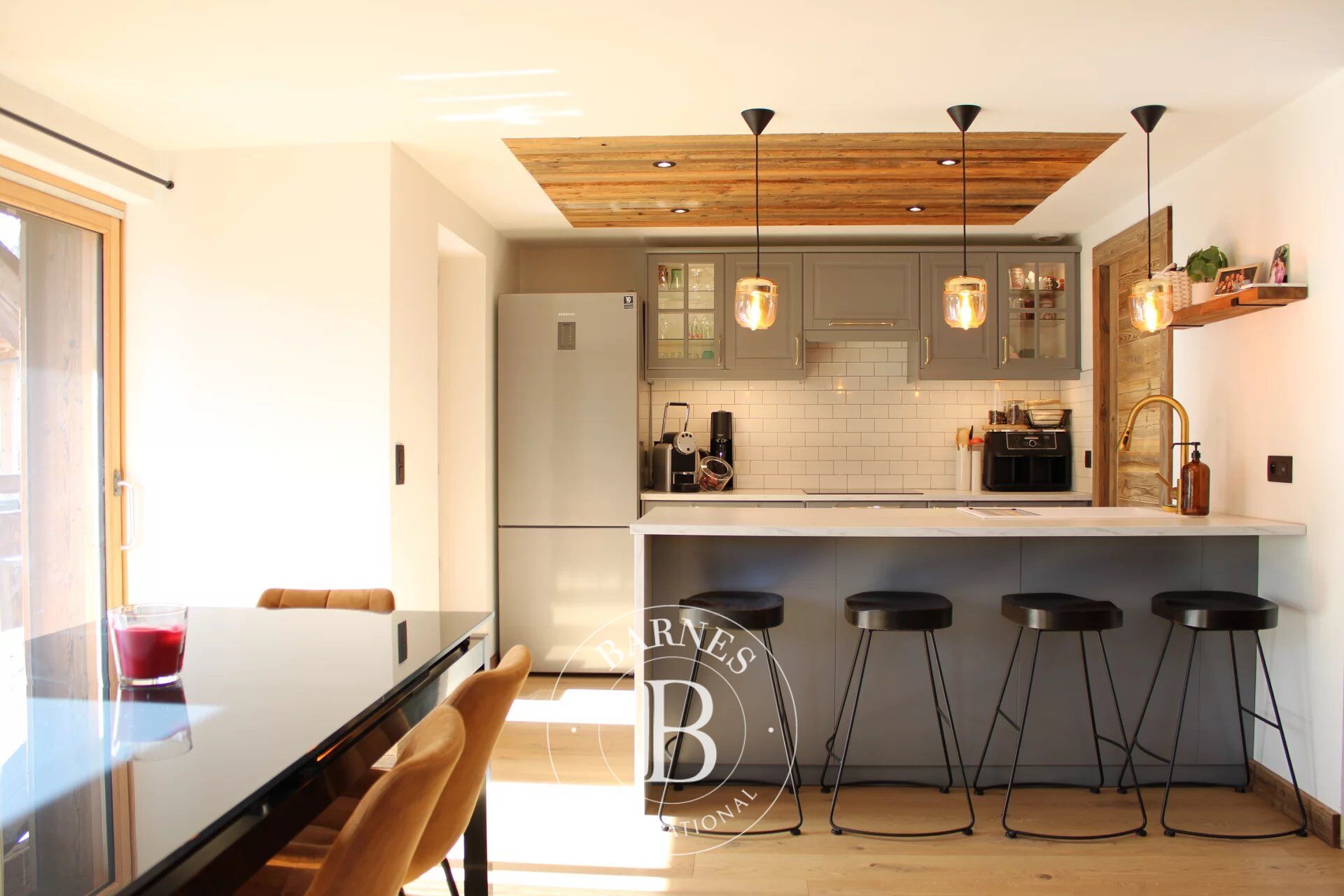 COMBLOUX - APPARTEMENT RÉCENT 2 CHAMBRES - picture 1