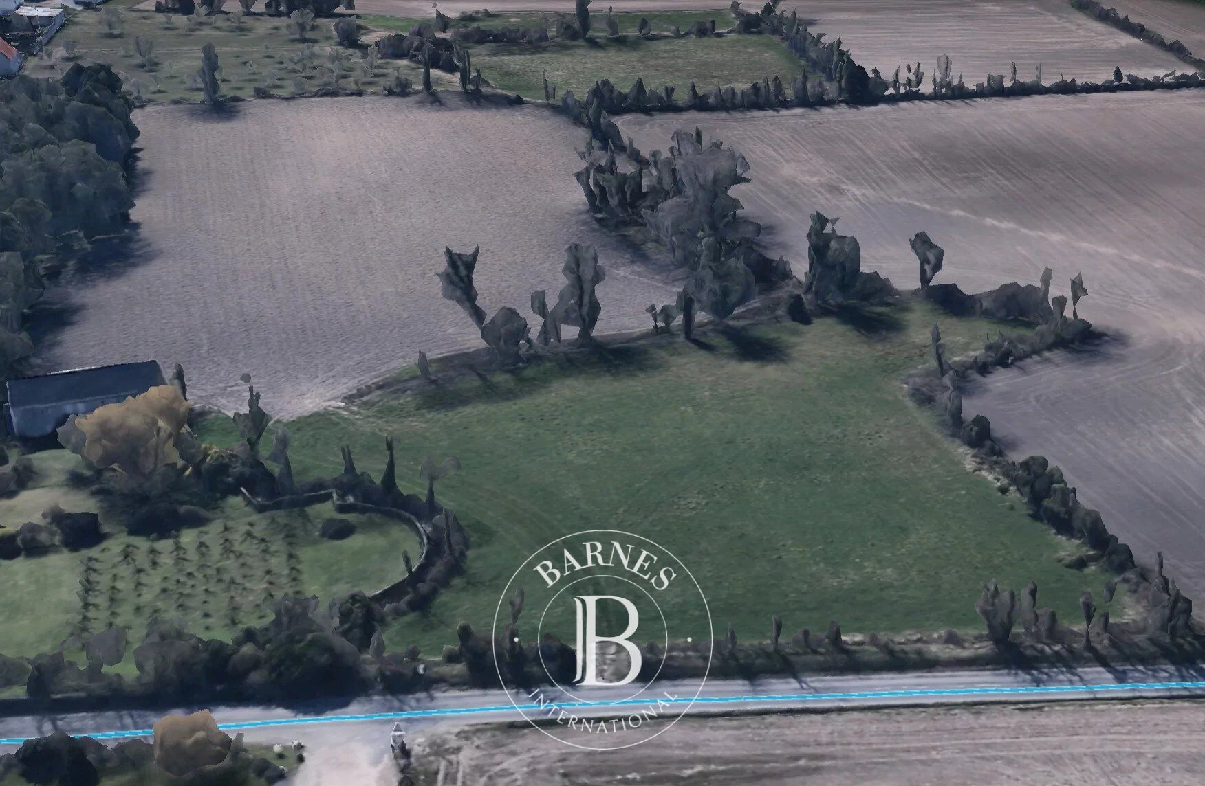 Terrain constructible de 24 lots sur 2 hectares - picture 1