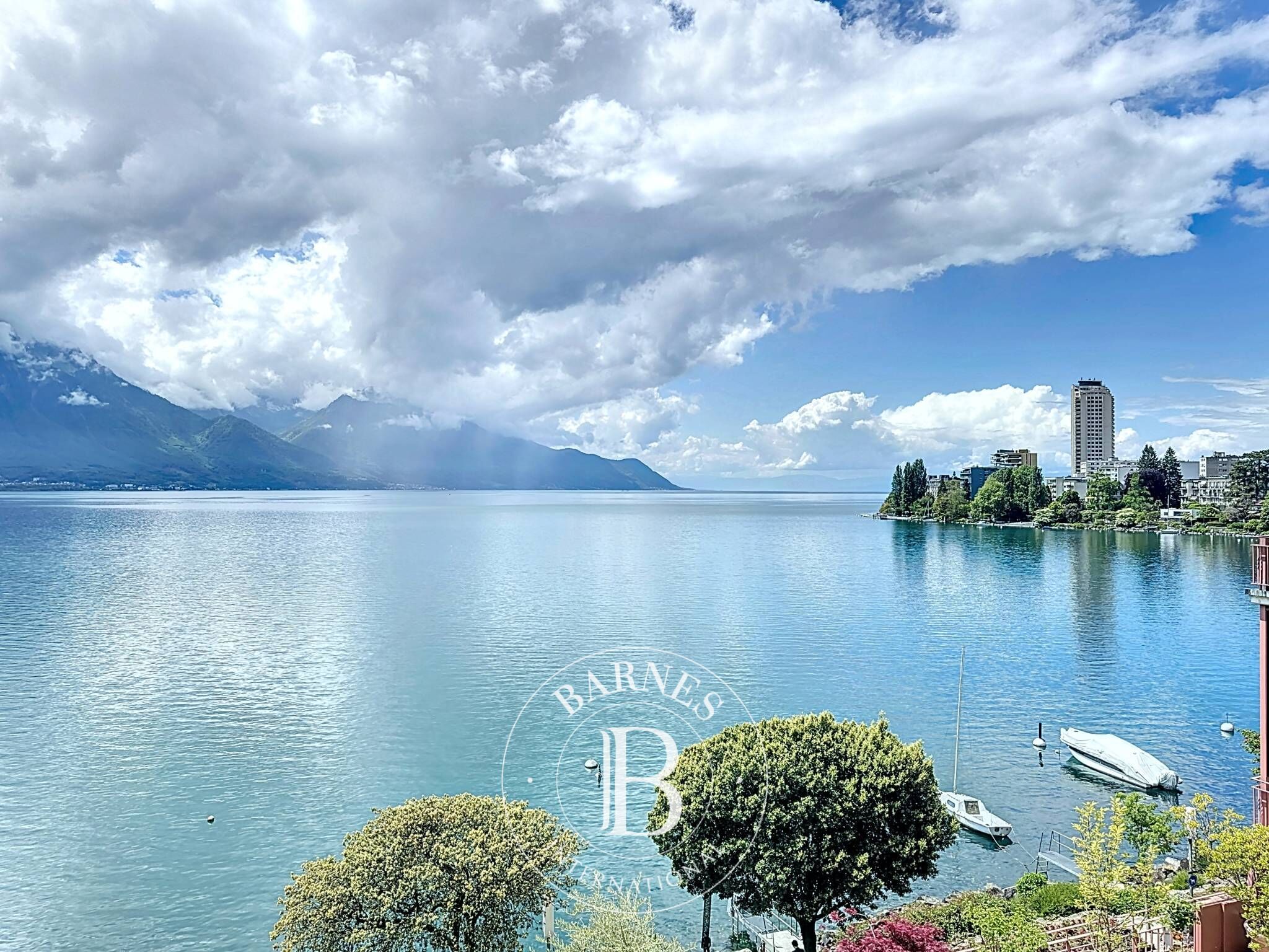 Daire Montreux - picture 8