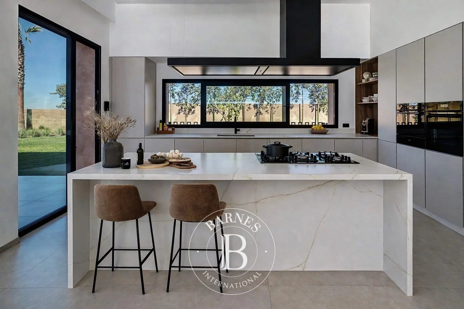 Villa contemporaine Plain-Pied sur 1350 m2 de terrain - picture 3