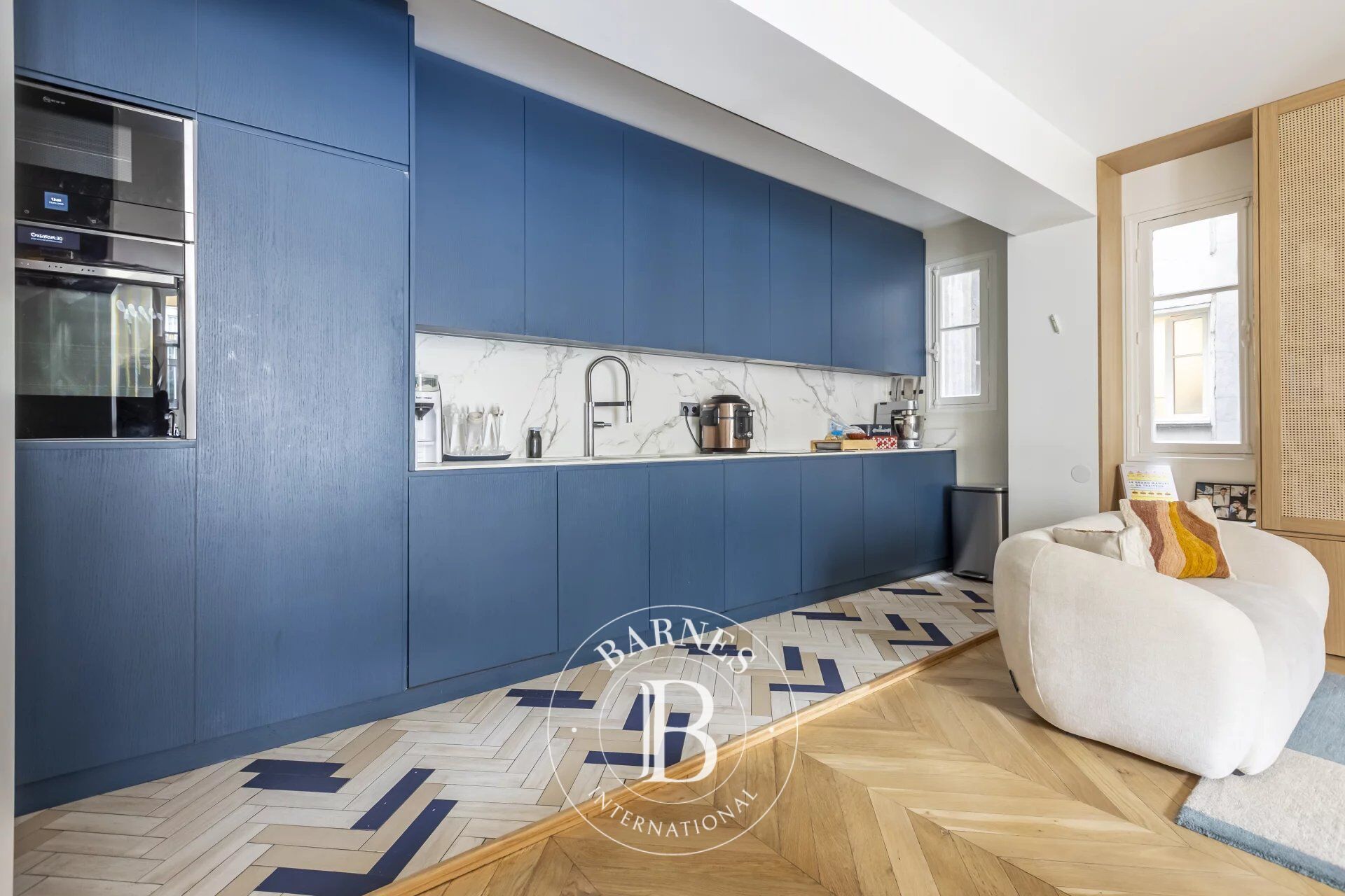 Paris XVII - APPARTEMENT 5EME ETAGE - 3 CHAMBRES - SUD - picture 2