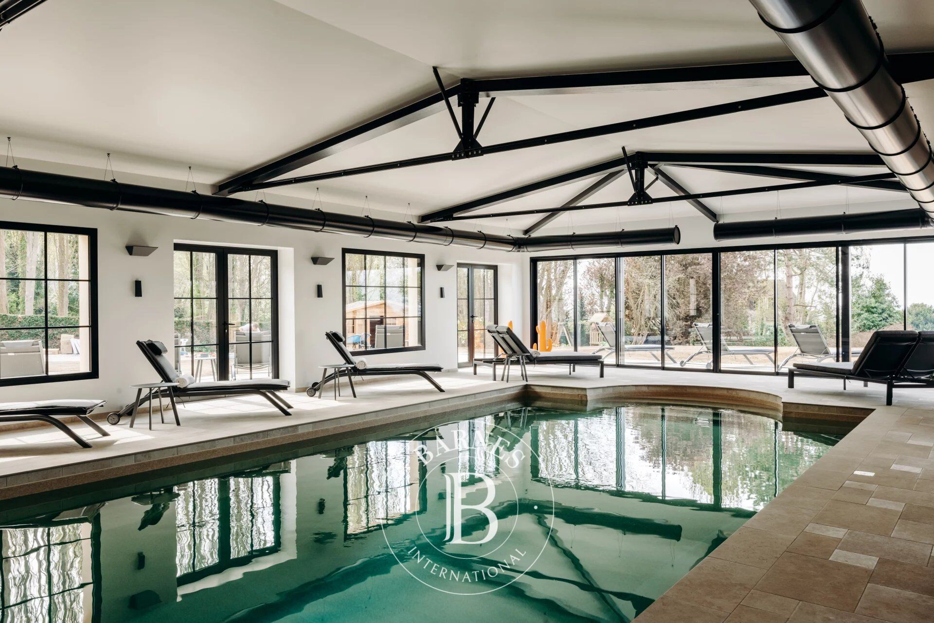 Villerville - 6 en suite bedrooms - Indoor pool and SPA - picture 1