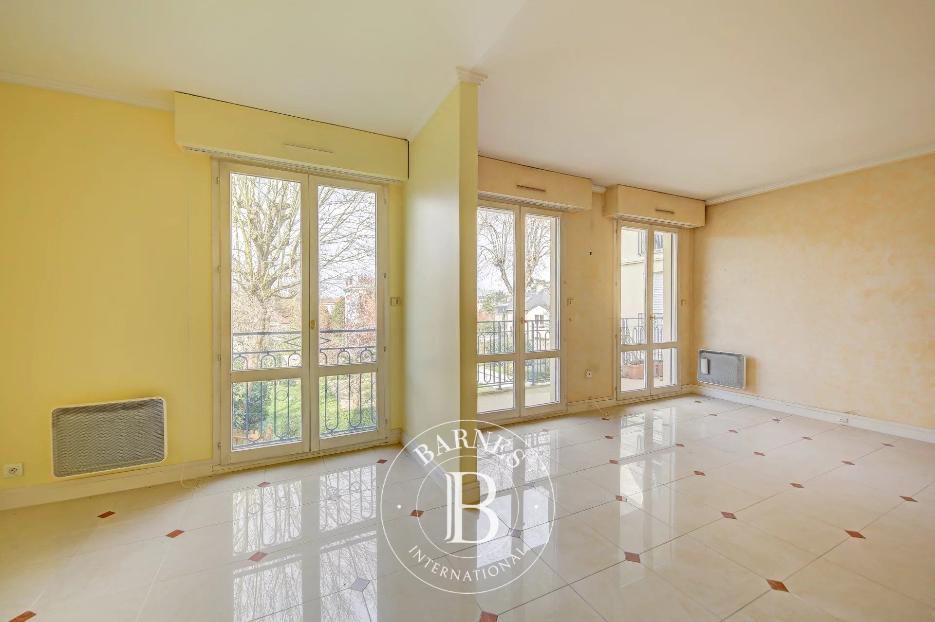 Piso Versailles - picture 1