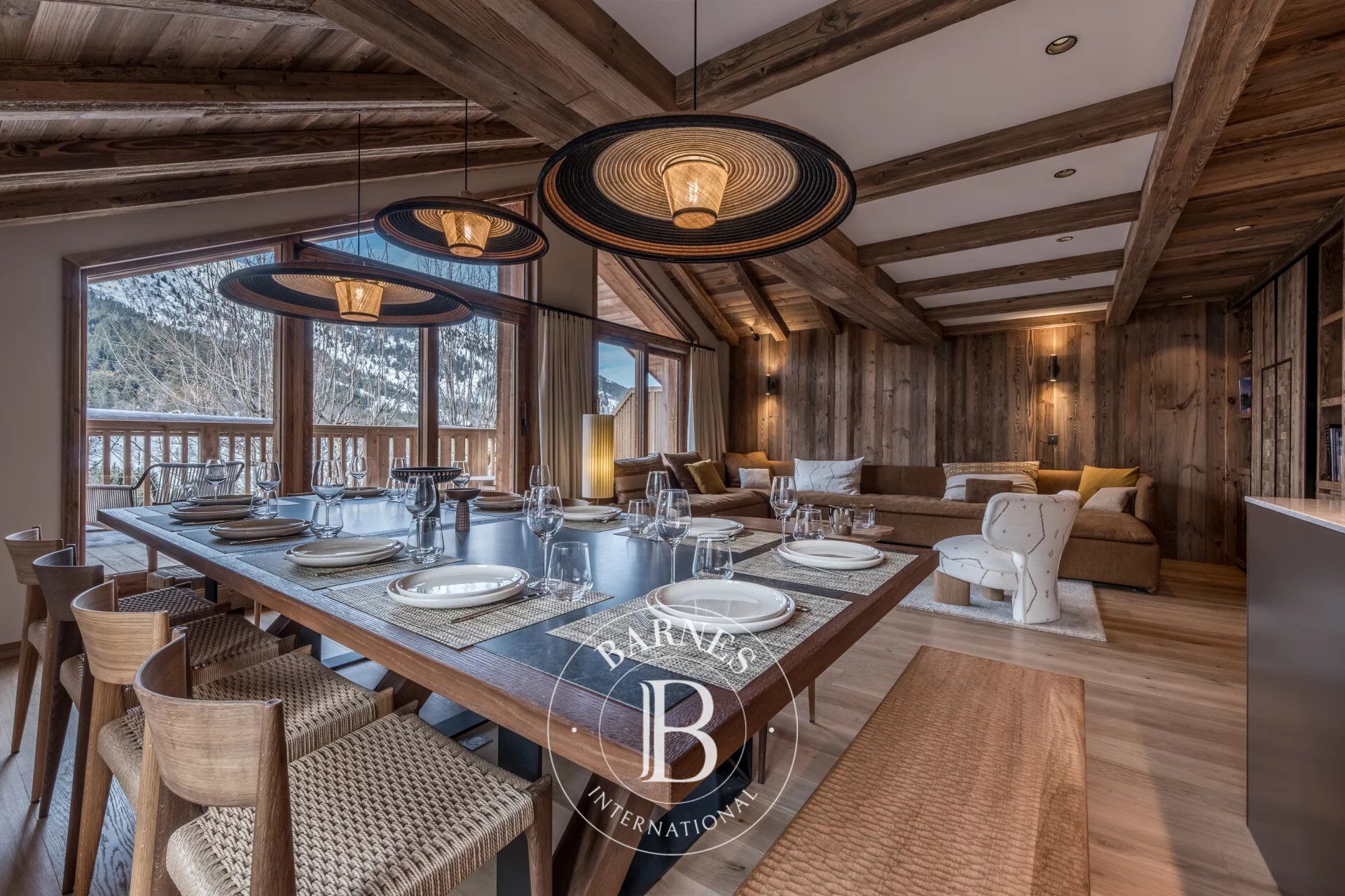 Duplex pour 12 personnes au centre de la station de Méribel, avec son espace bien être privatif - picture 1