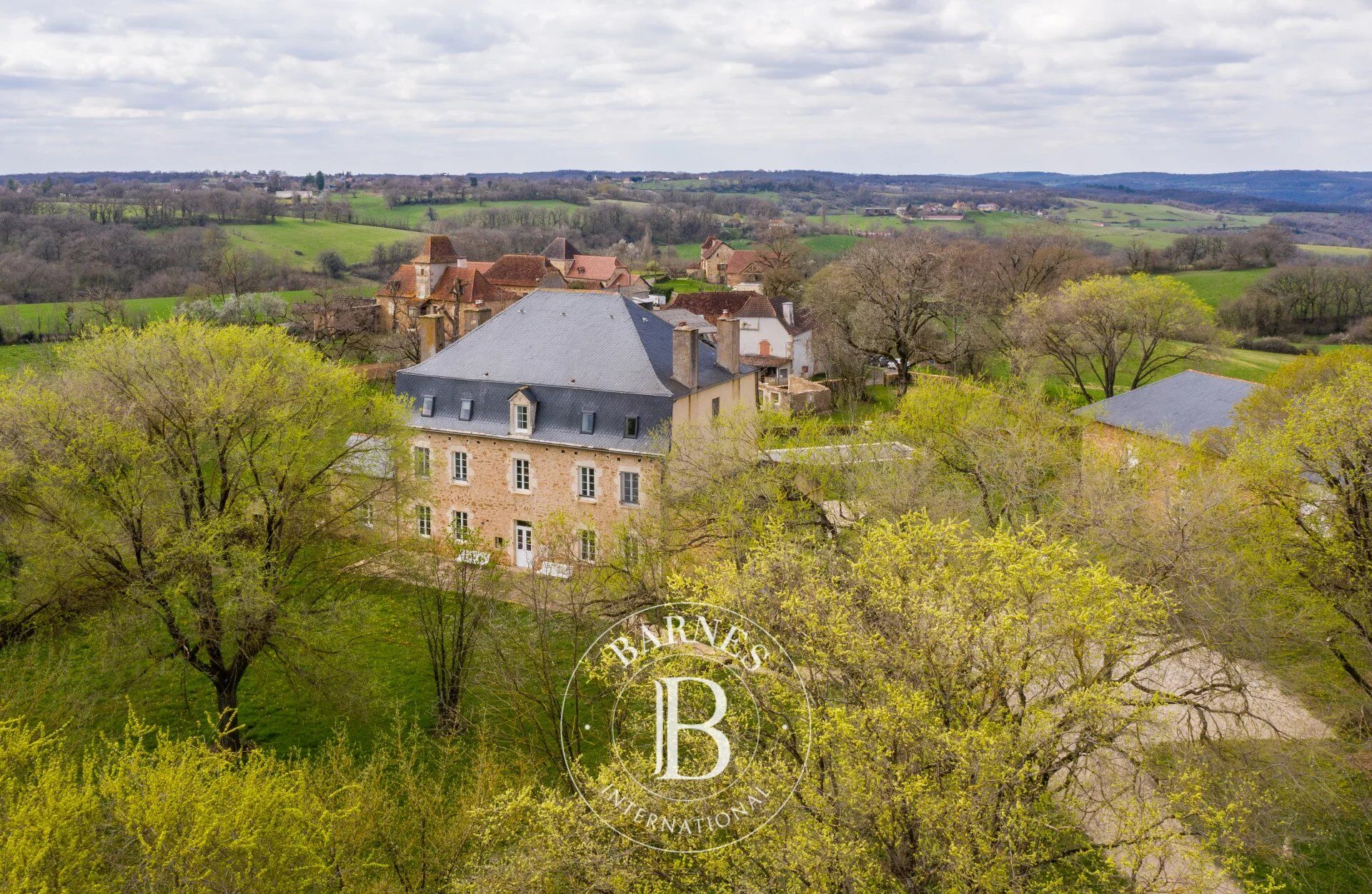 Au cœur du Rouergue - Majestueux manoir du XVIIIᵉ - picture 1