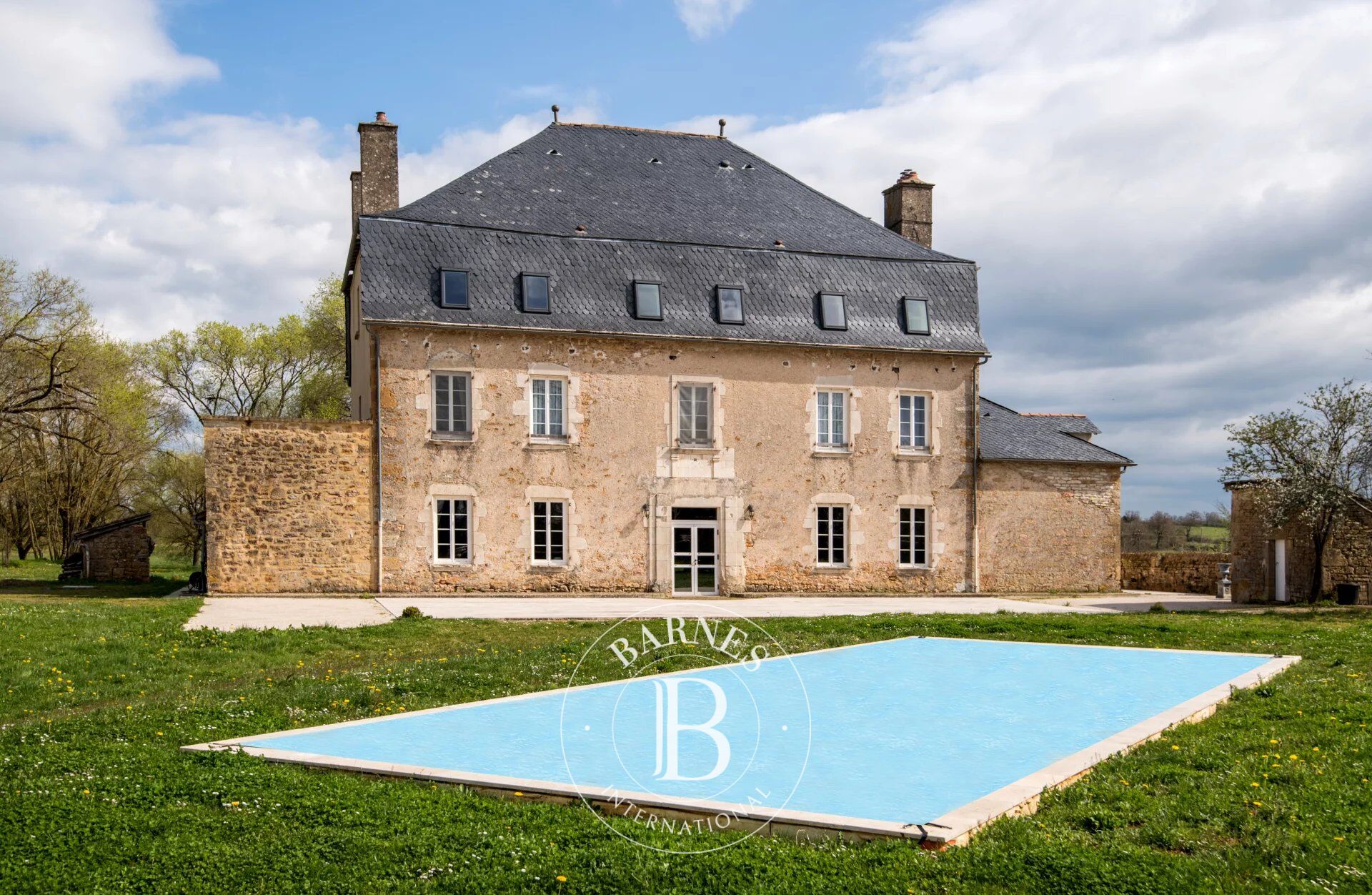 Au cœur du Rouergue - Majestueux manoir du XVIIIᵉ - picture 2