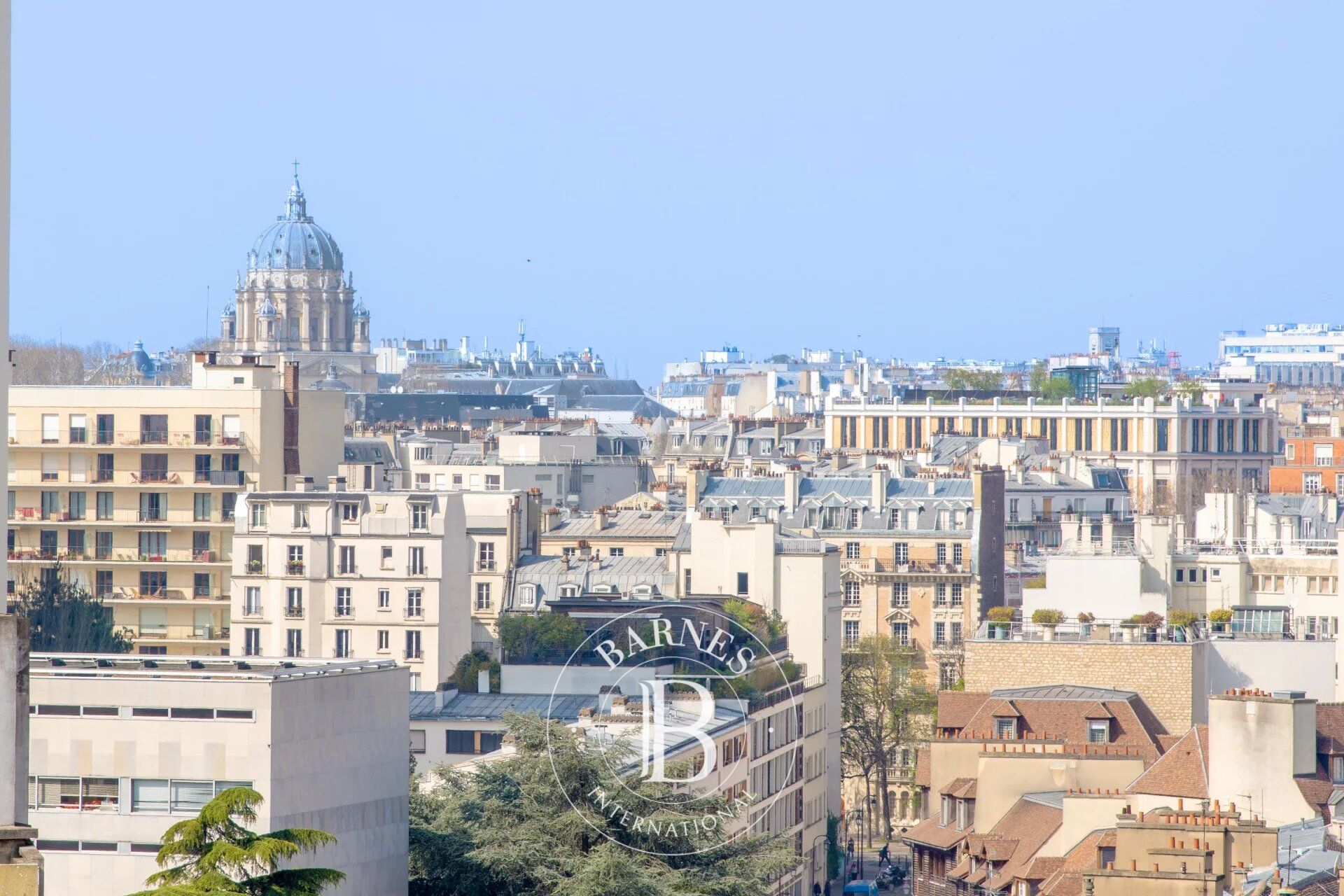 New: Paris 13 Gobelins, 2 rooms, top floor with elevator, panoramic views - picture 1