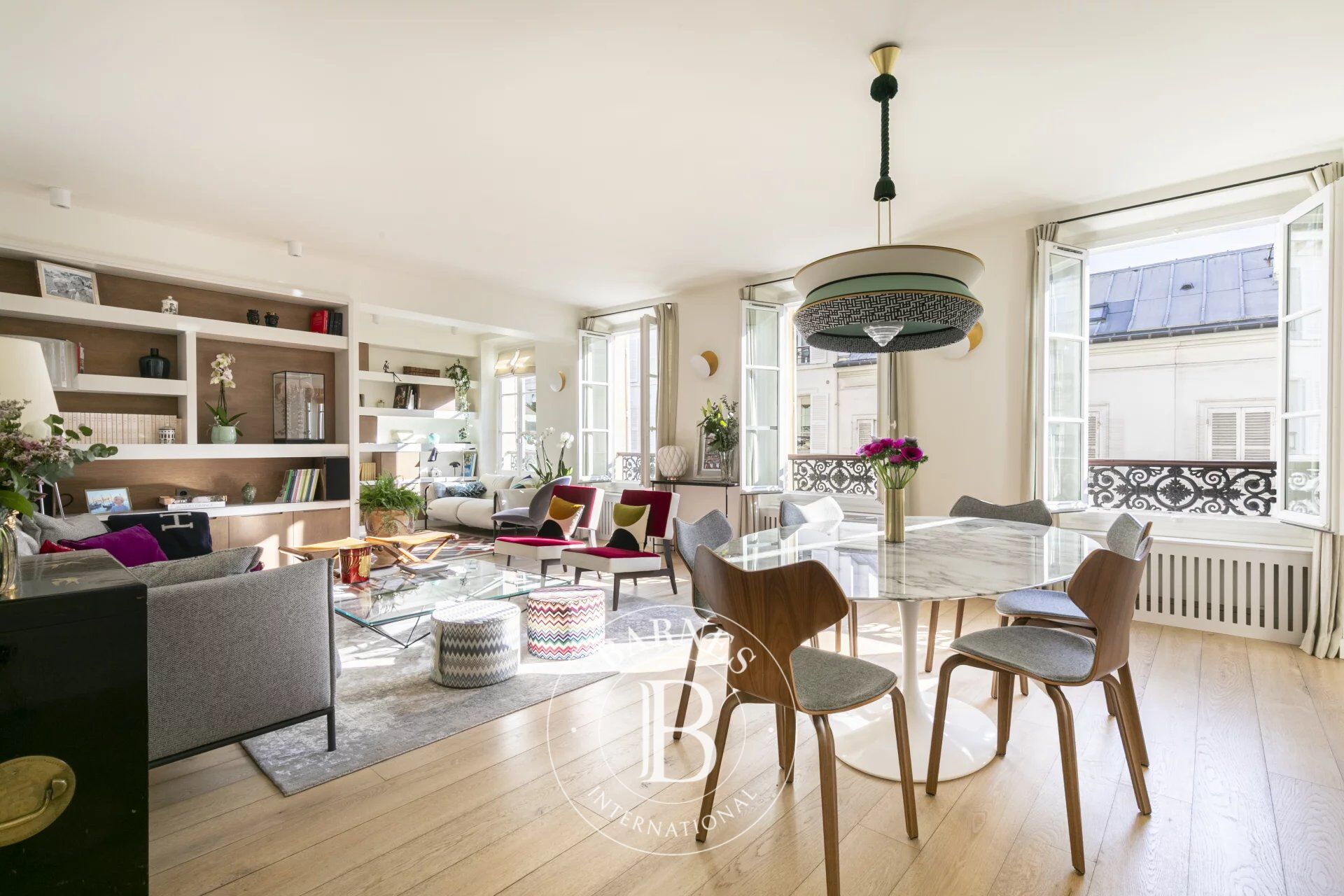 Paris 7 - Sèvres-Babylone - Appartement familial en parfait état - picture 1