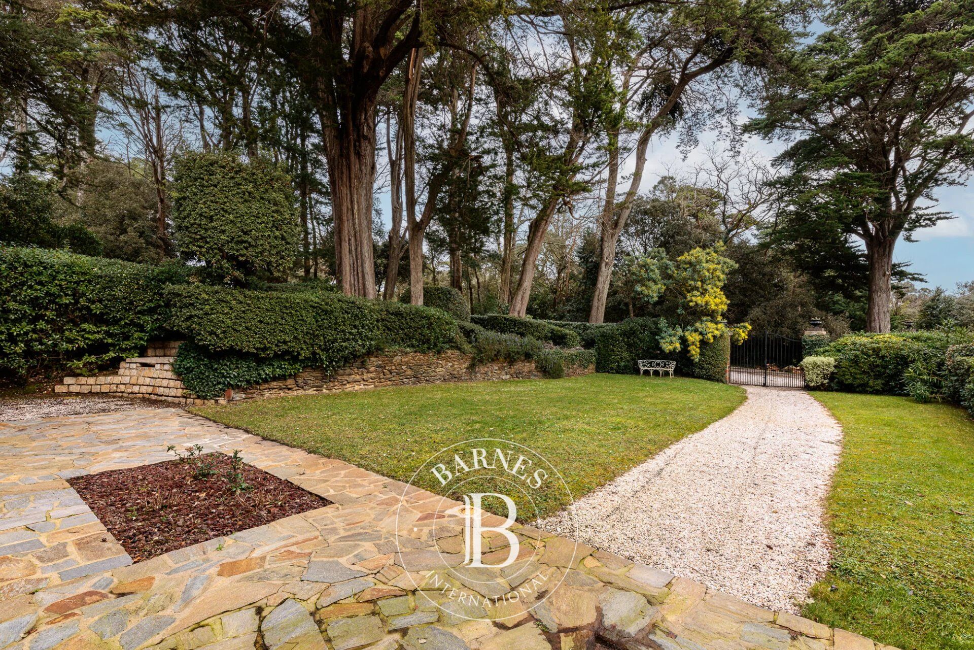 PORNIC - SAINTE MARIE - Villa historique à quelques mètres de la plage - picture 2