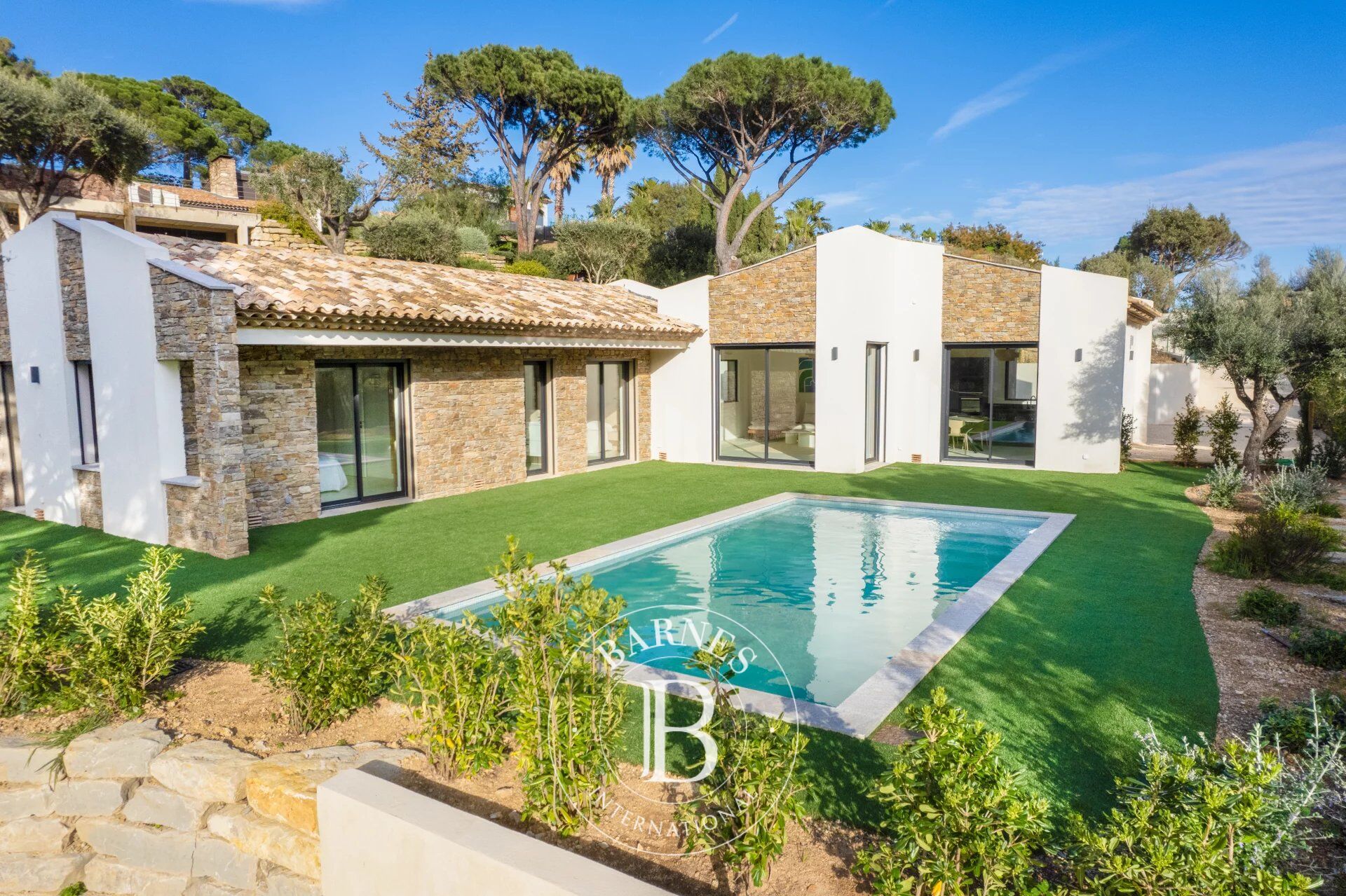 Villa Sainte-Maxime - picture 2