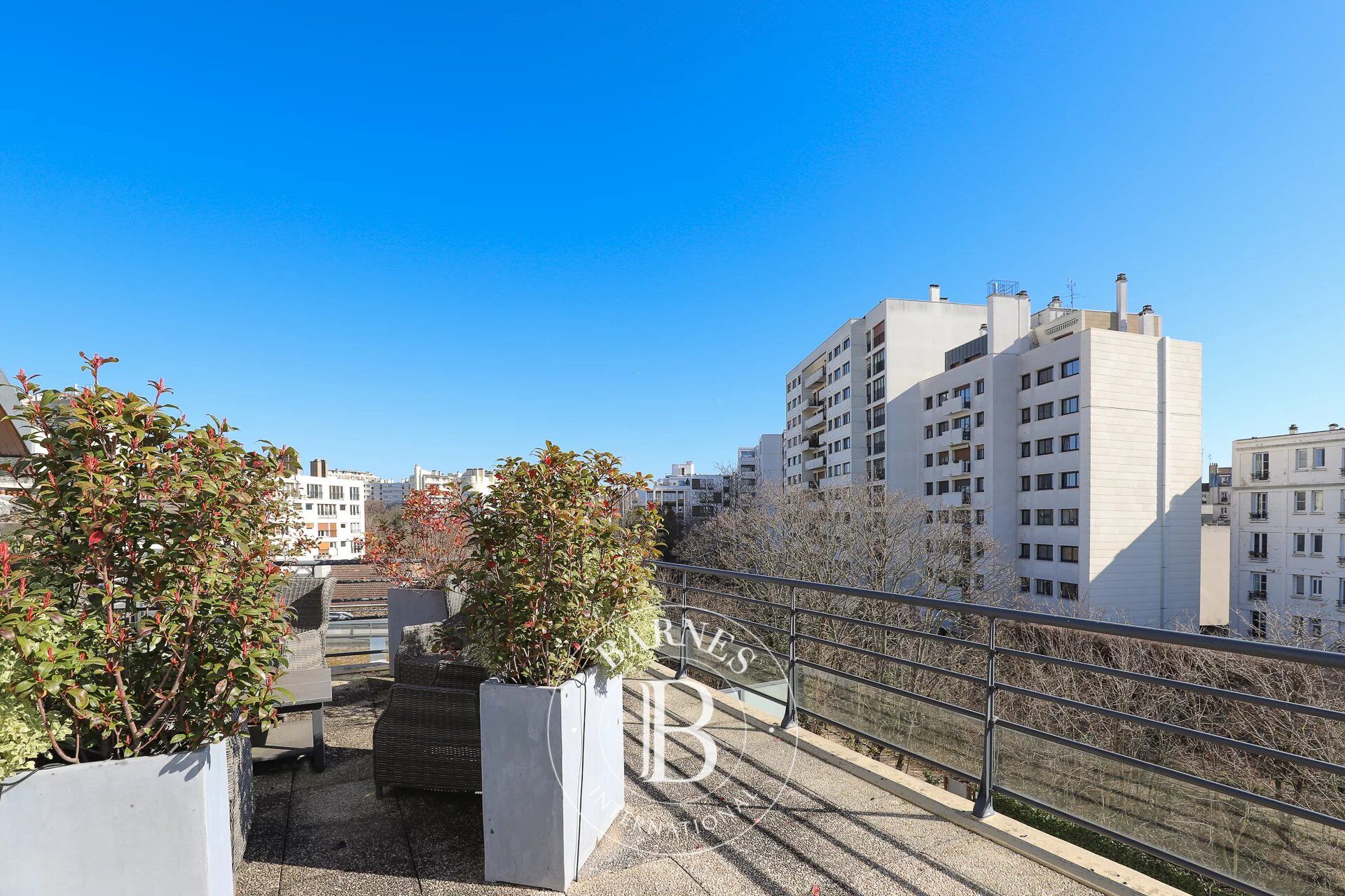 OFF Market - Dernier étage - Duplex - Terrasses et Balcons - 3 chambres - picture 2