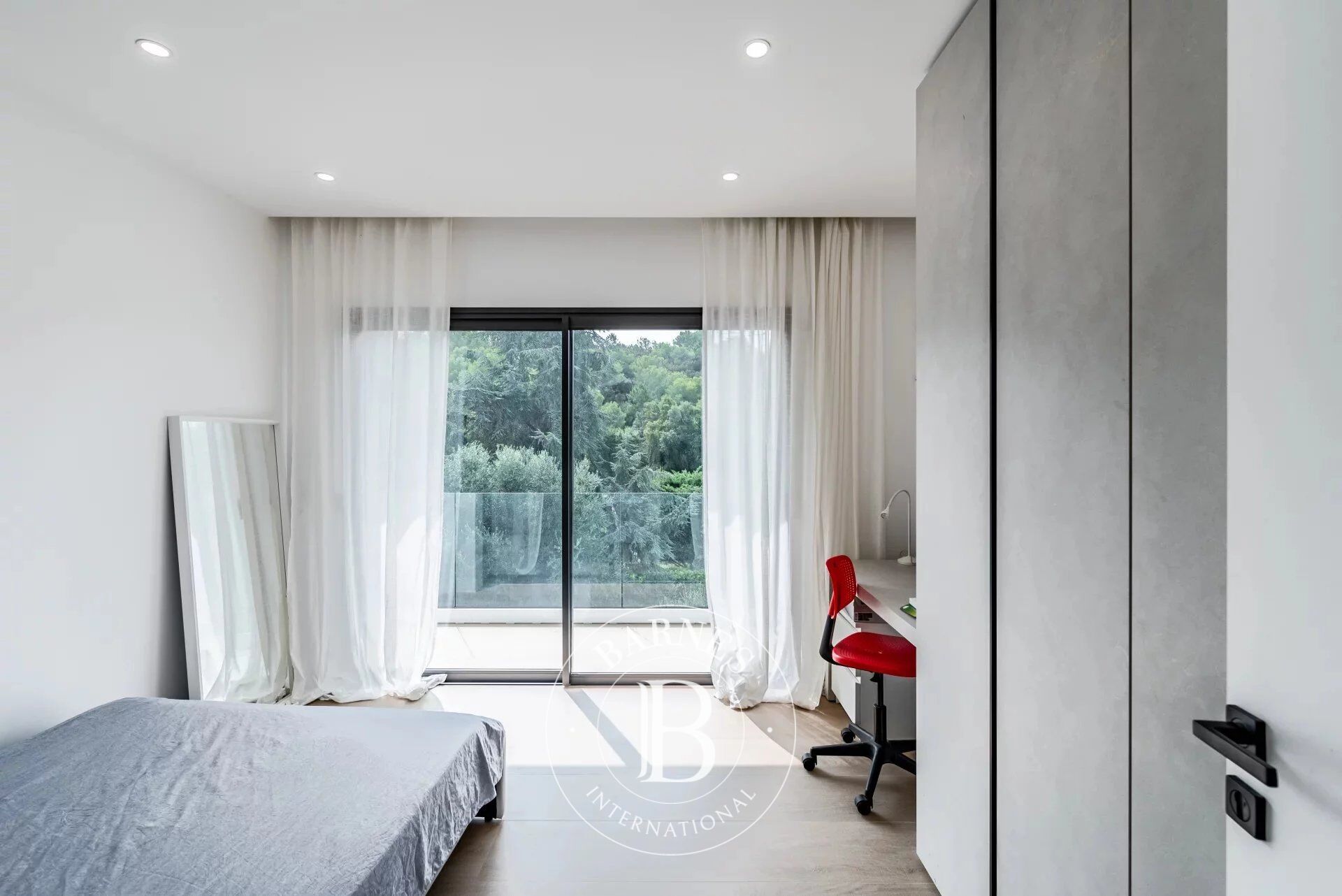 Ev Valbonne - picture 17