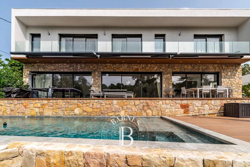 Vendido, Casa Valbonne - picture 1