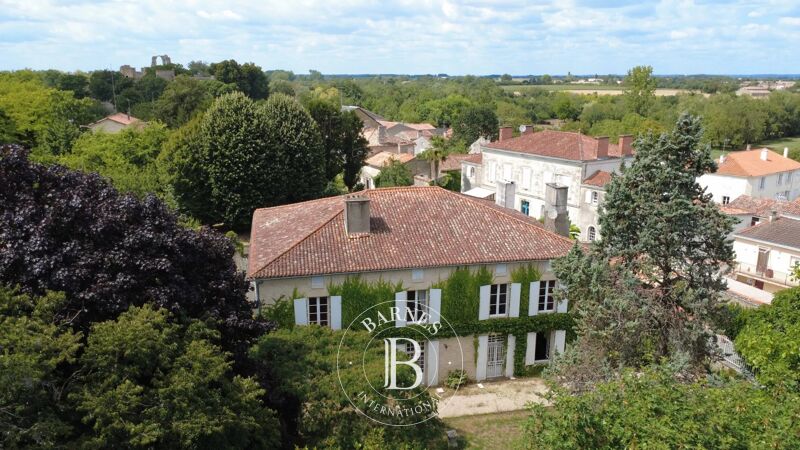 Zu verkaufen Herrenhaus | Fontenay-le-Comte - picture 2