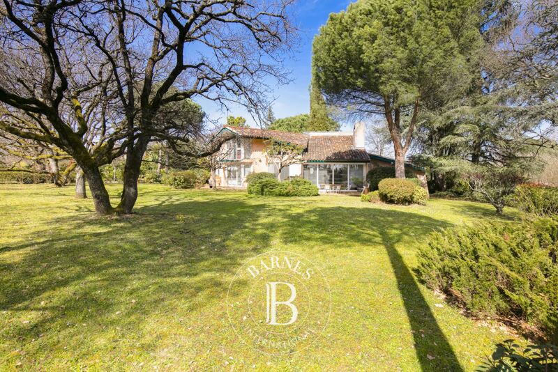 Venta, Casa Saint-Sauveur - picture 1