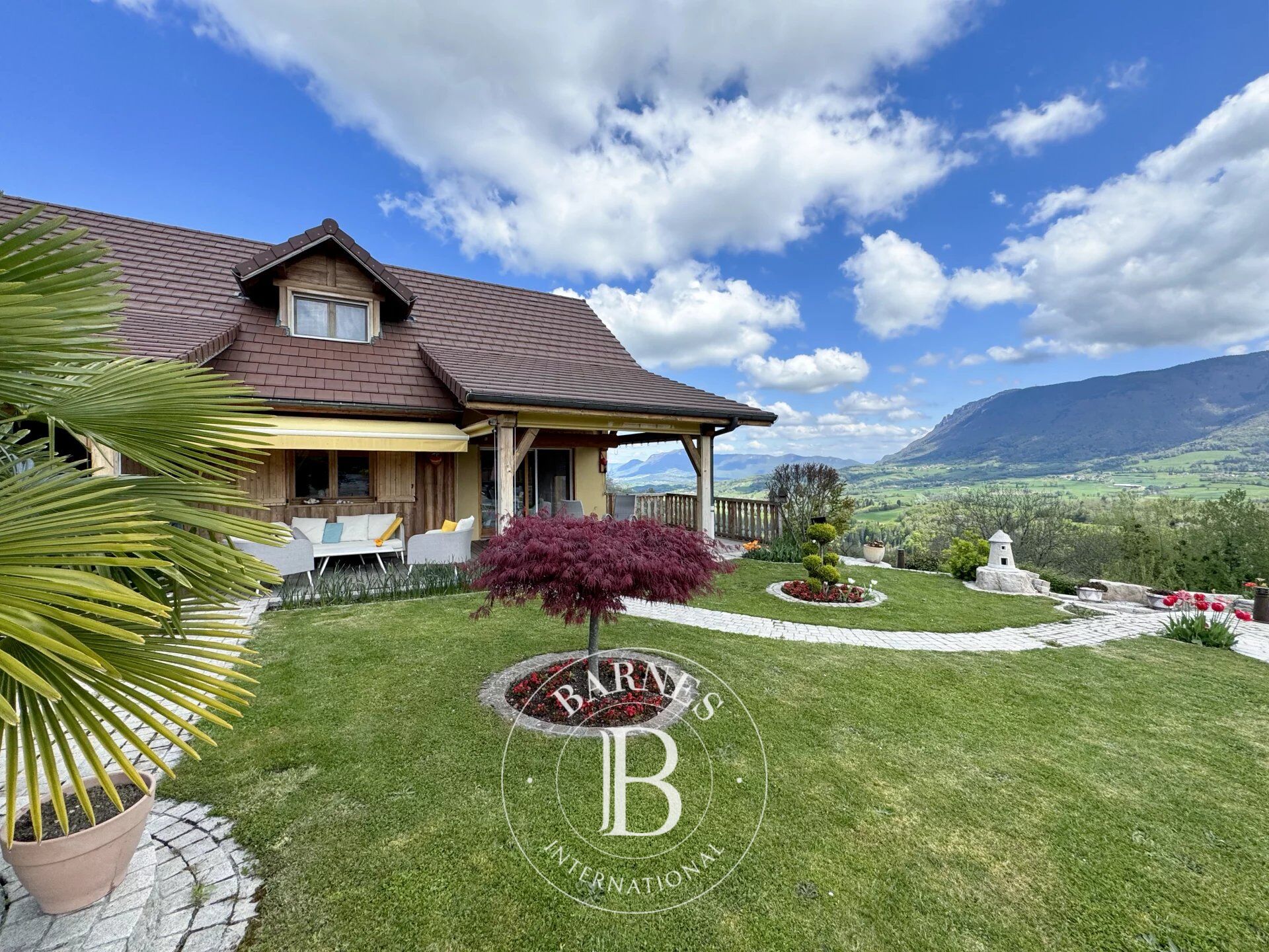 Casa Saint-Pierre-d'Alvey - picture 1