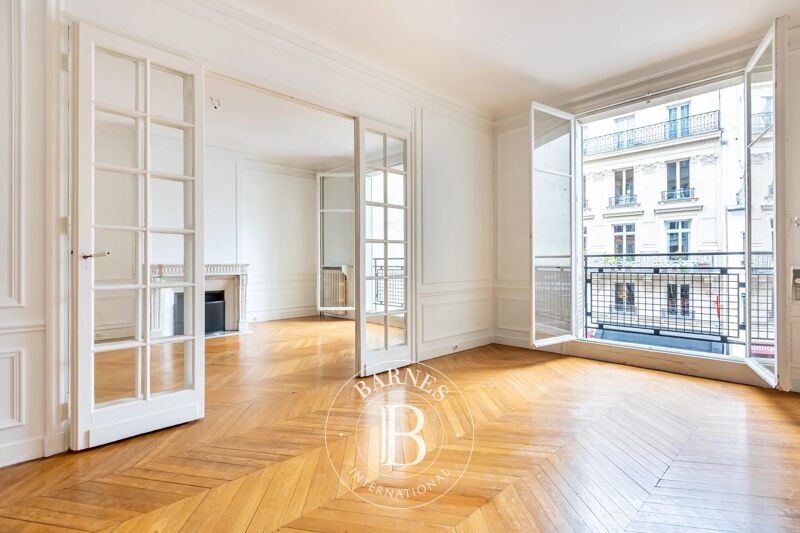 Paris 16 - Auteuil Village - Family apartment - 2 or 3 Bedrooms
