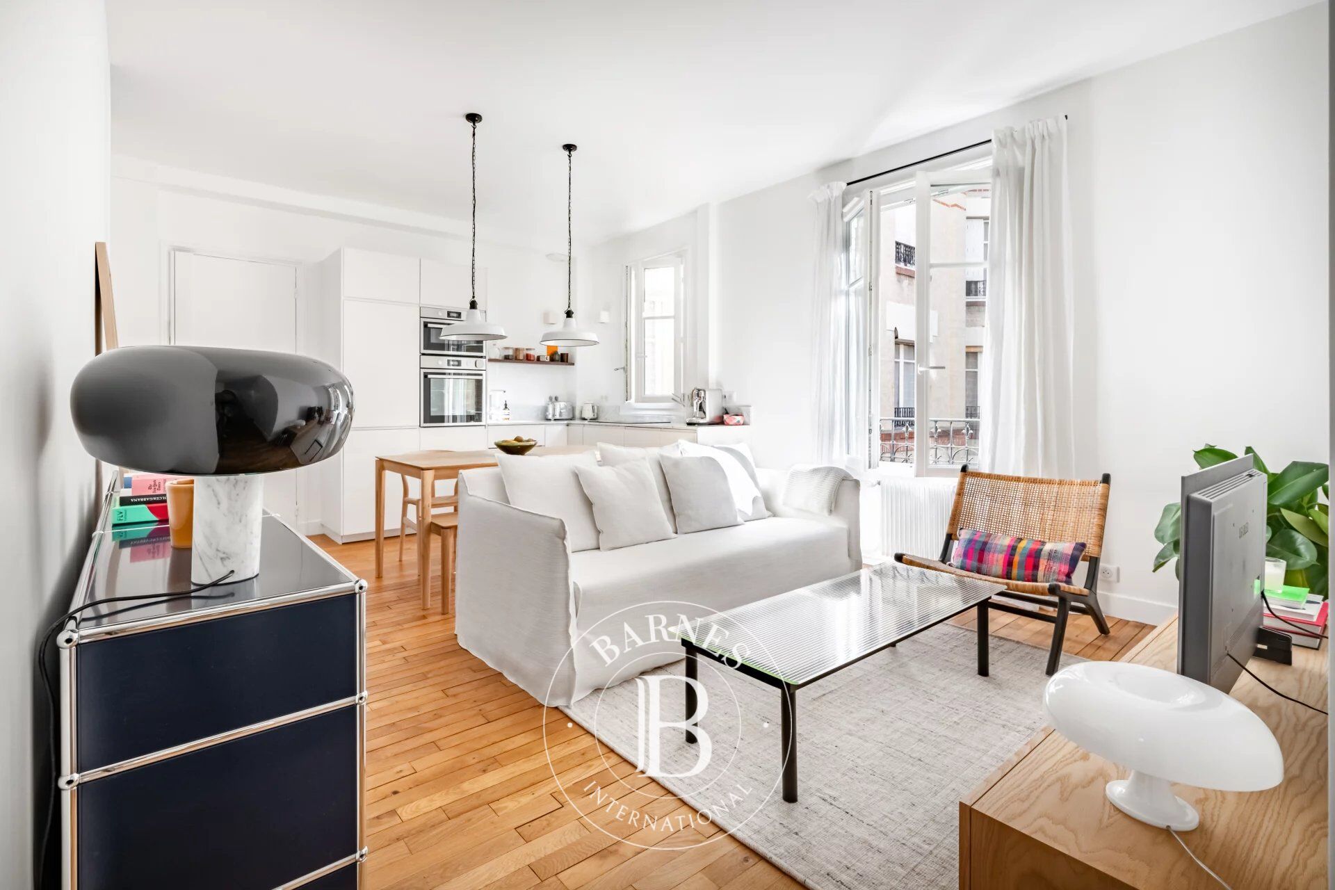 Paris 14 - Raspail / Vavin - Renovated apartment - Two bedrooms - picture 1