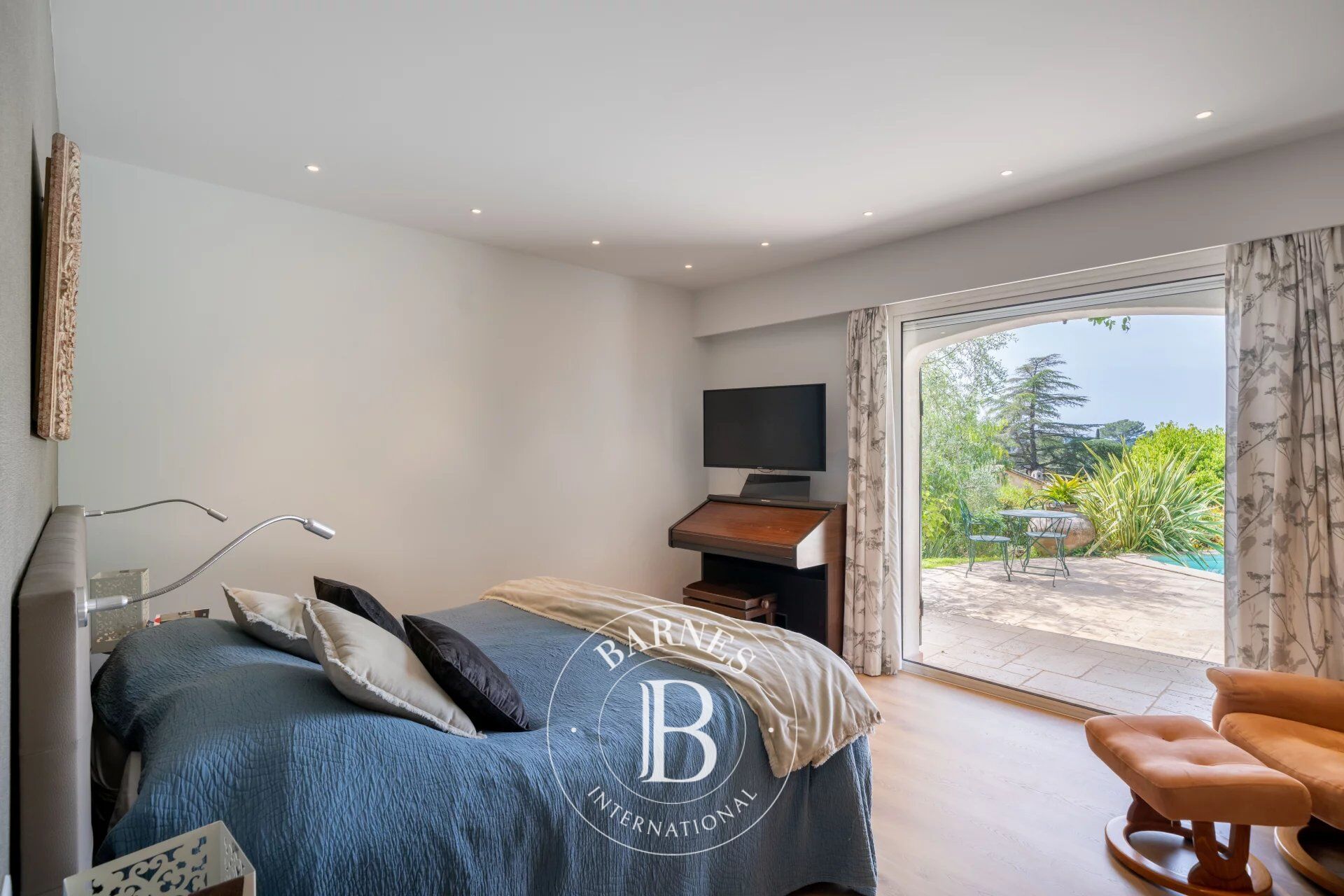 Ev Mougins - picture 9