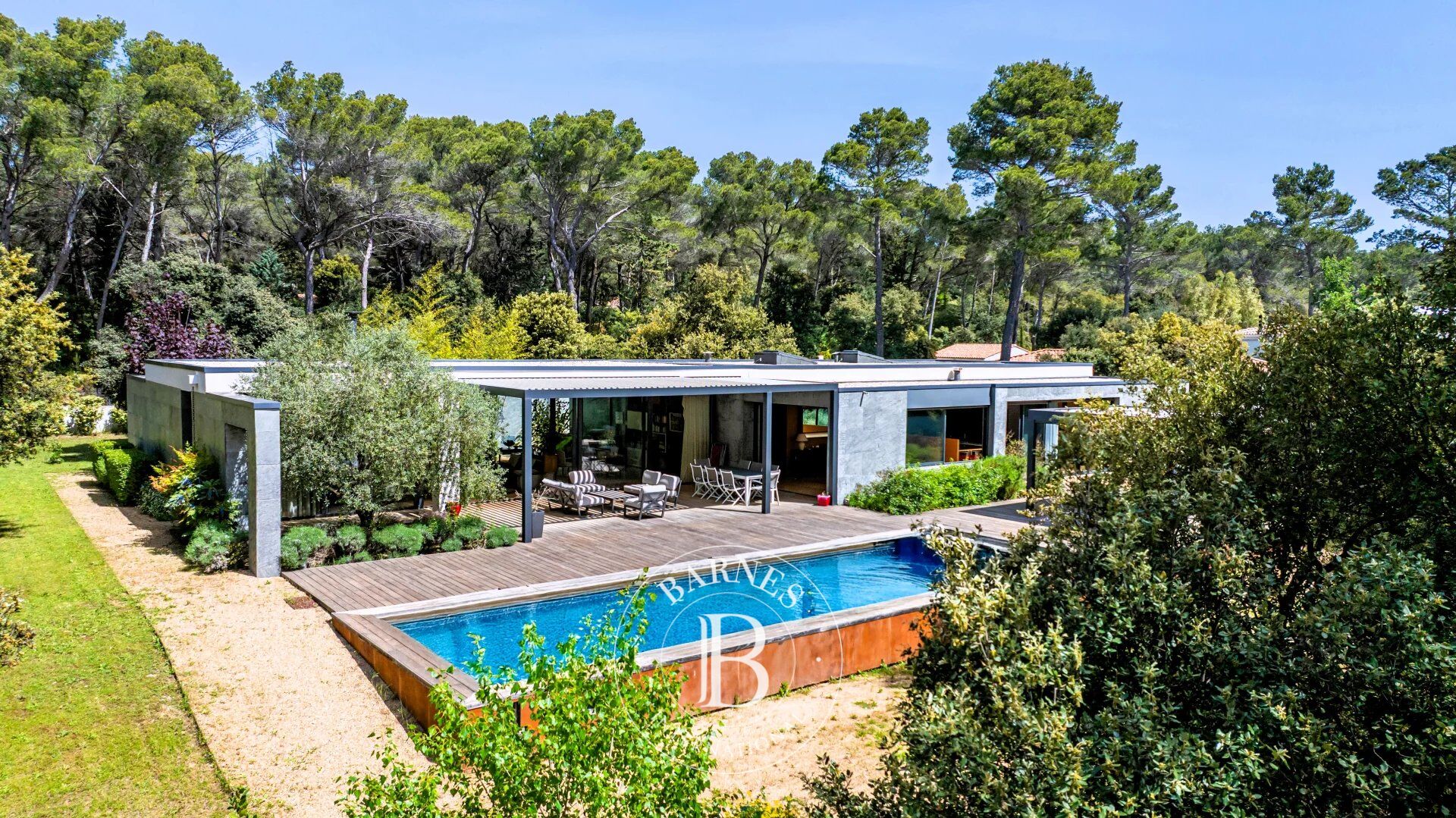 Casa Saint-Marc-Jaumegarde - picture 3