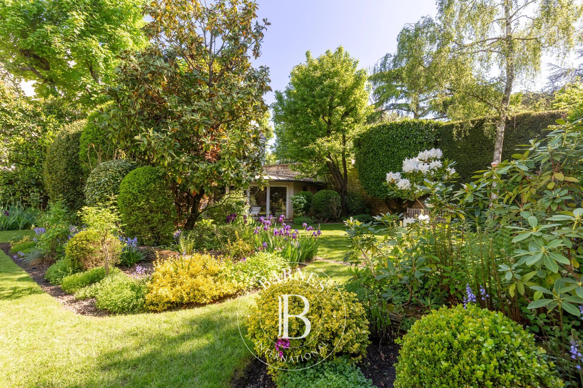 SAINT GERMAIN EN LAYE - 3 MINS FROM RER A-CHÂTEAU - STUNNING PROPERTY FILLED WITH CHARM - picture 3