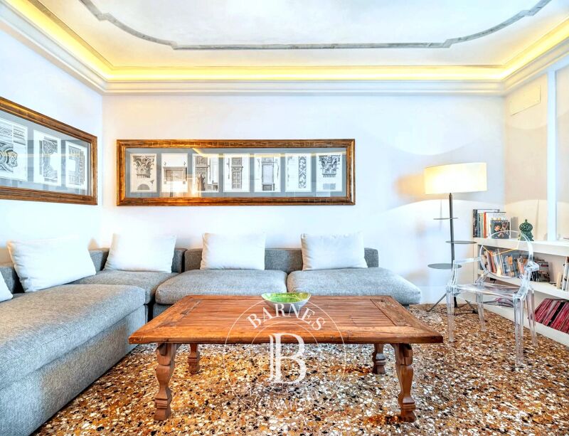 For Sale Apartment | Venezia - picture 3