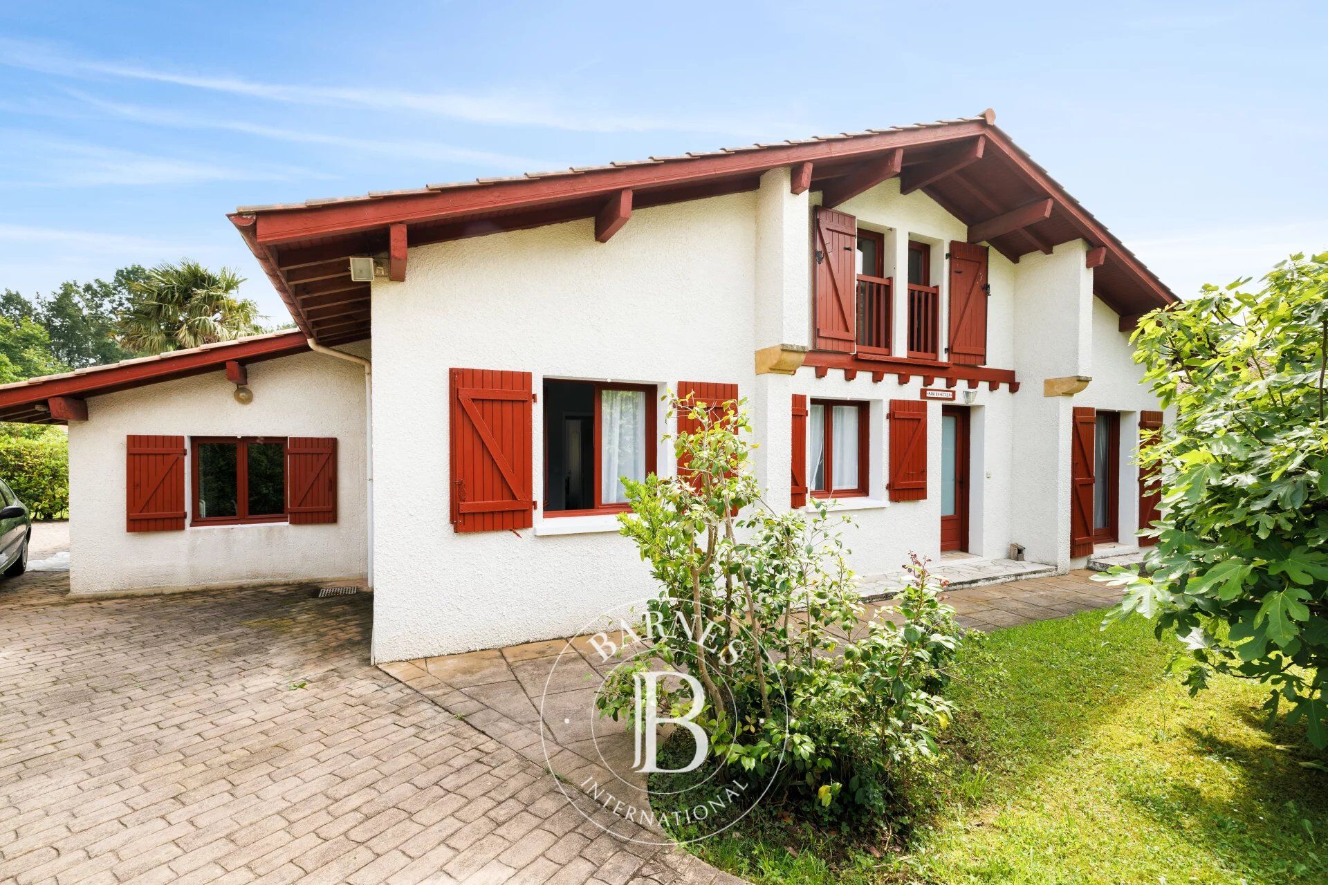 ASCAIN, À PROXIMITÉ DU CENTRE DU VILLAGE, MAISON DE 160 M² - picture 3