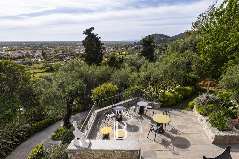 Venta, Hotel Camaiore - picture 2