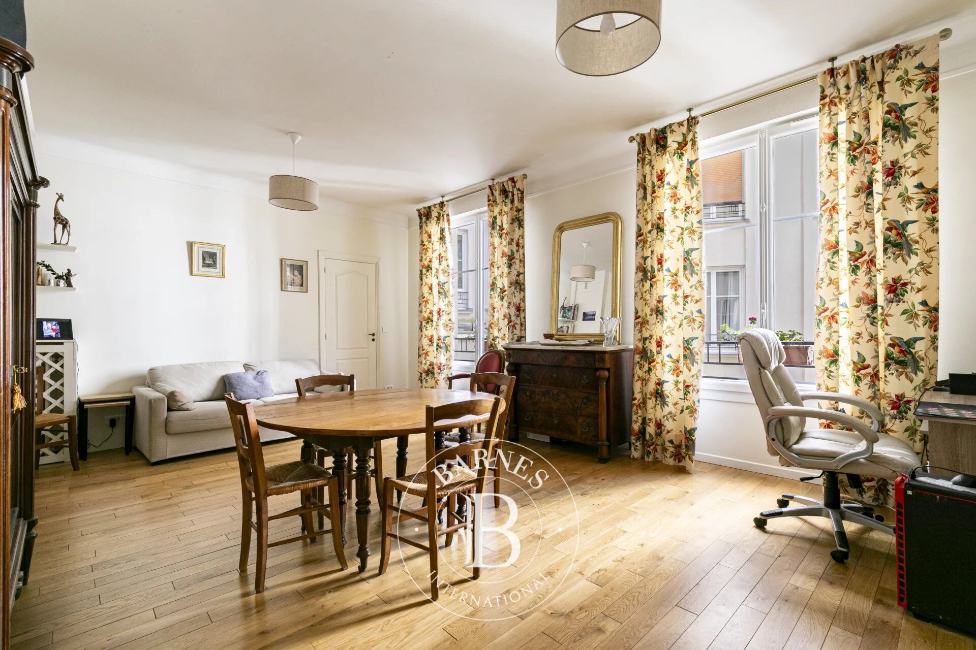 PARIS 15 - CAMBRONNE - 1/2 CHAMBRES - picture 2