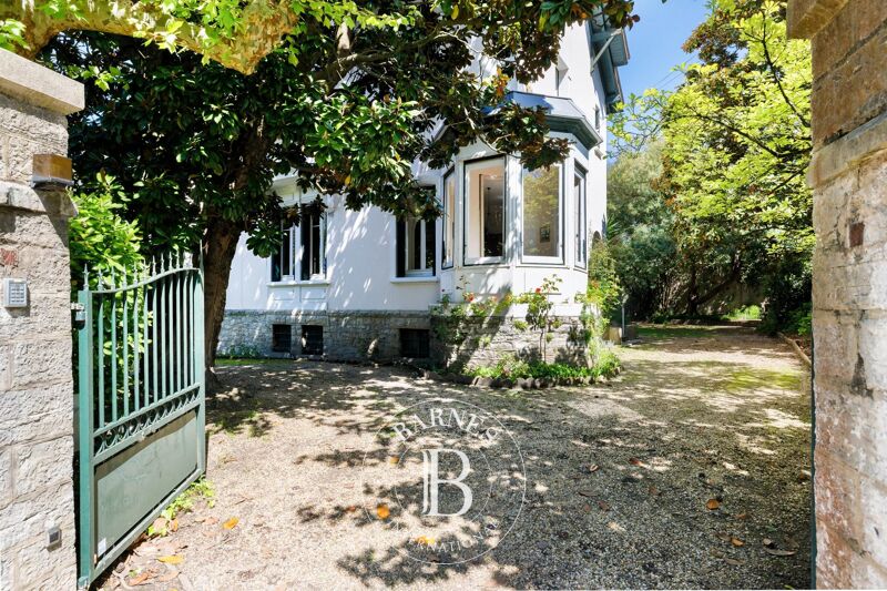 Venta, Casa Biarritz - picture 2