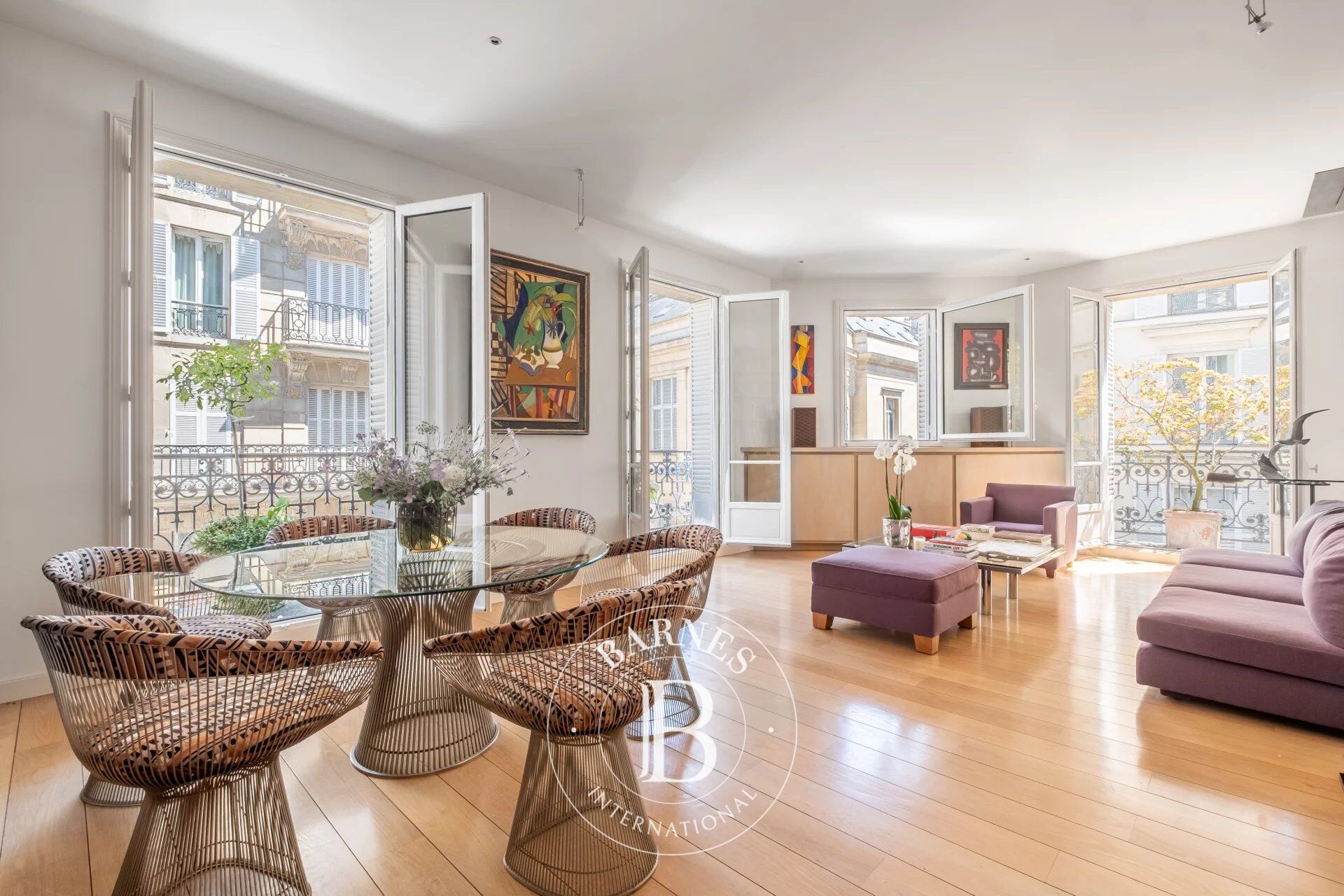 Paris 6 - Saint-Sulpice - 104m² - 2 chambres - Balcon - Vue Tours Saint-Sulpice - picture 2