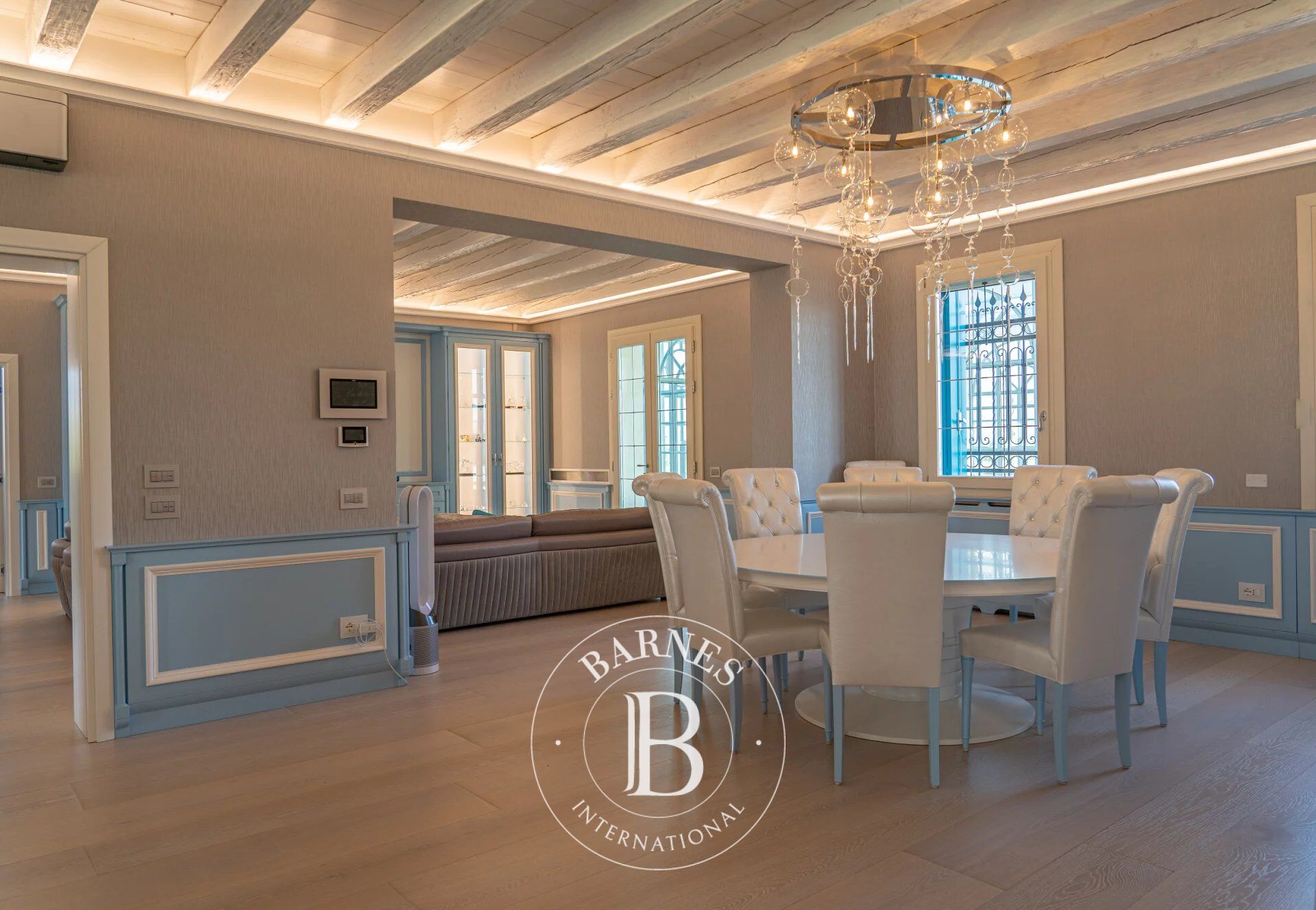 Ev Thiene - picture 7