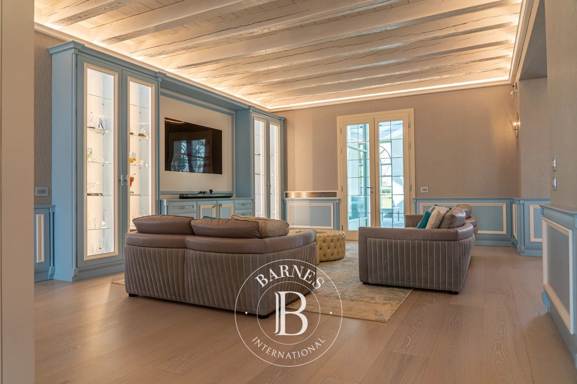 Ev Thiene - picture 5