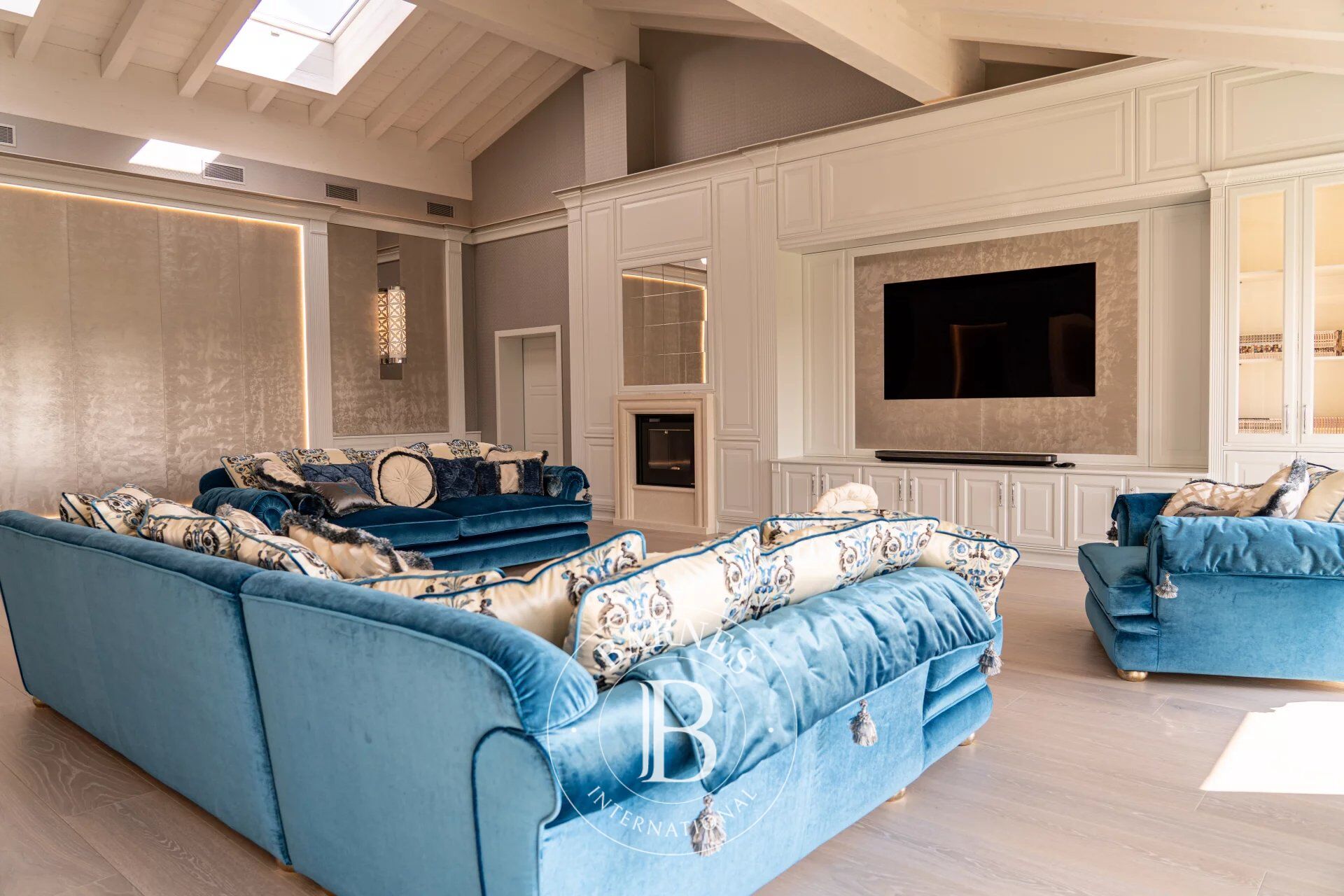 Ev Thiene - picture 26