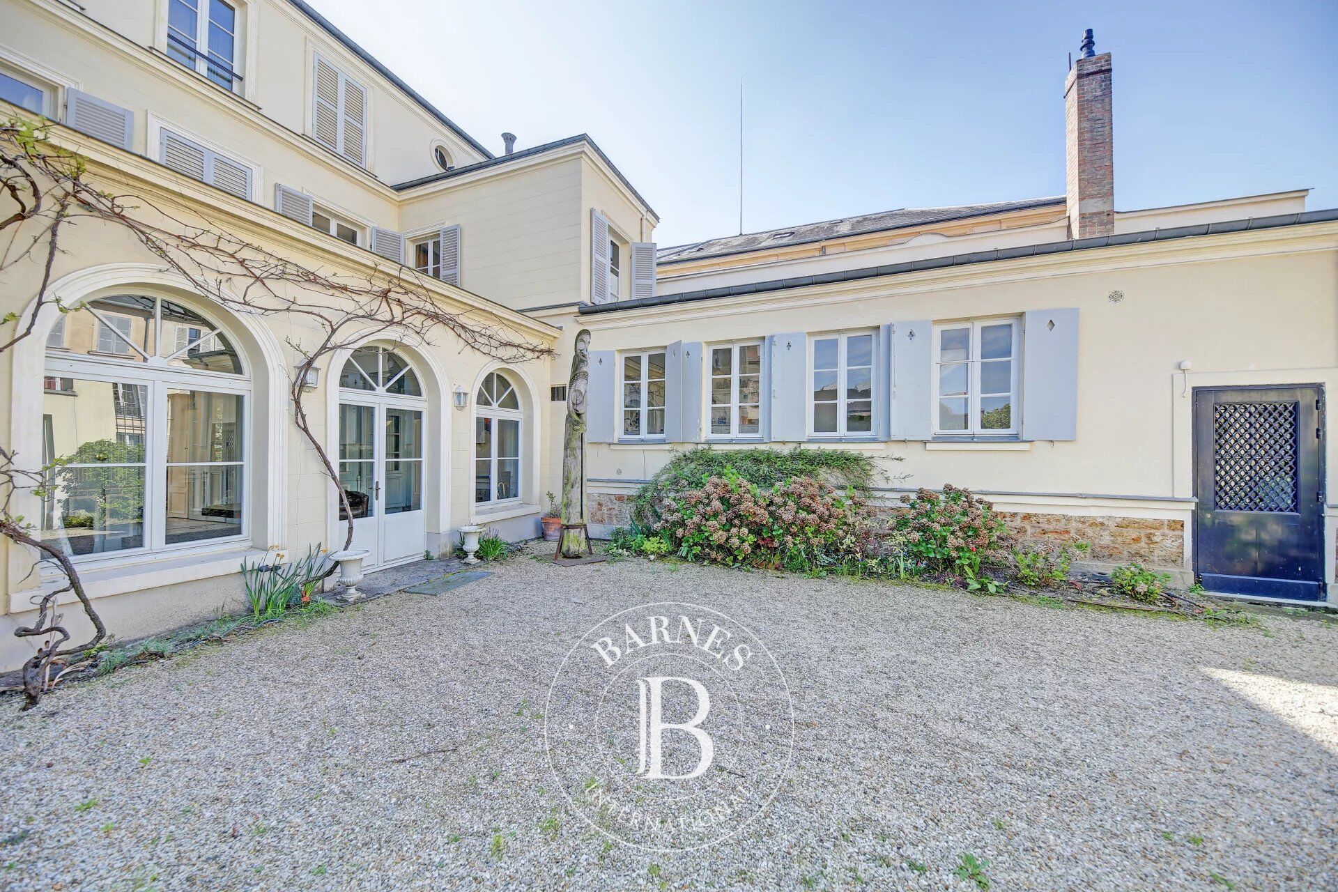 Casa Versailles - picture 3