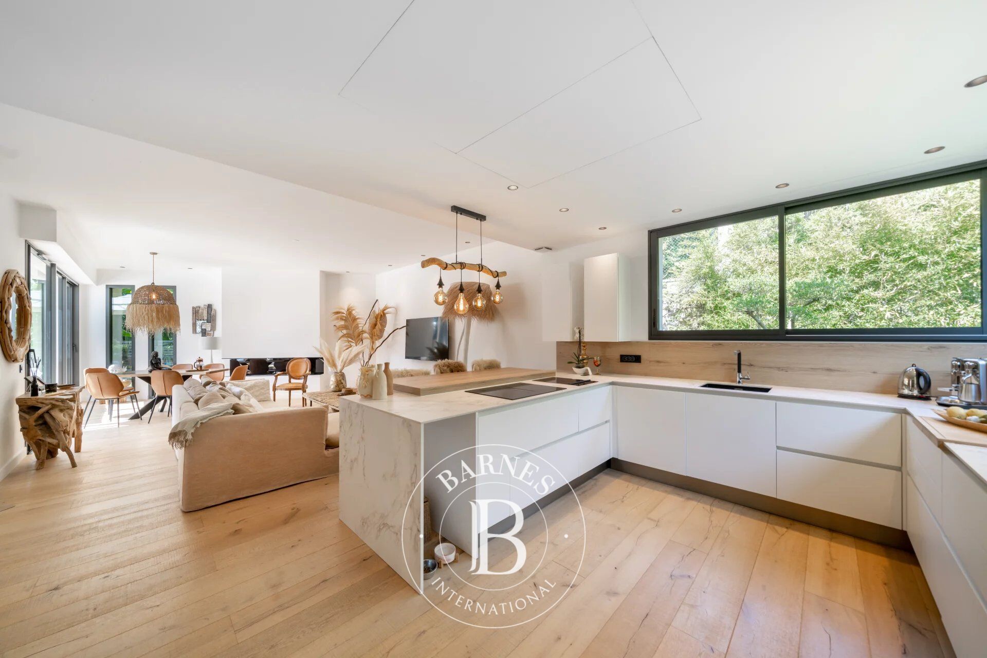 Ev Mougins - picture 10