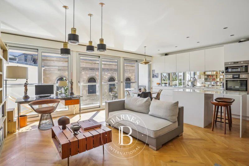 Paris 7 - Cler / Saint Dominique - Duplex - 2 chambres - Balcons terrasses - picture 3