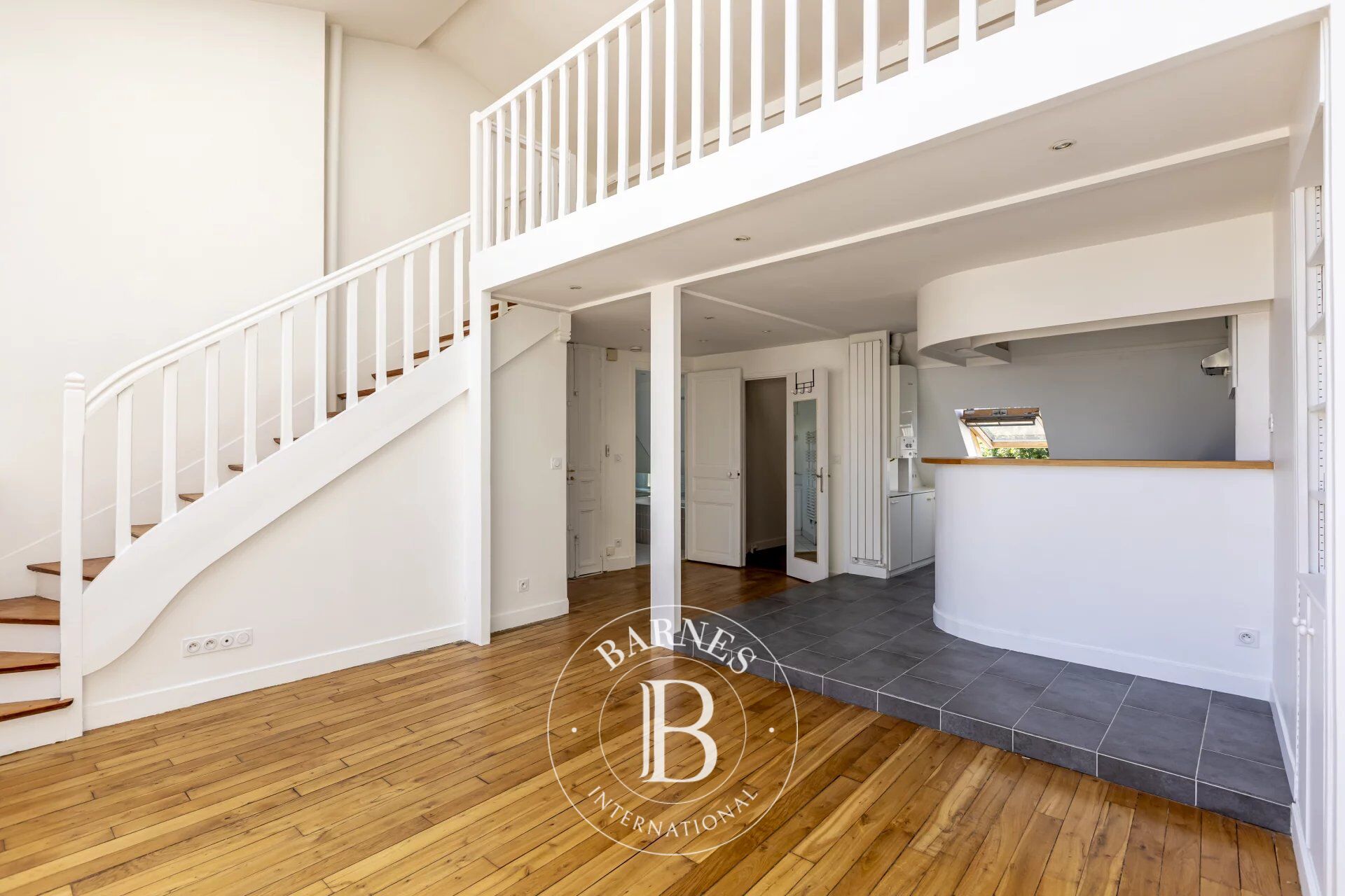 Paris 16 - Jasmin - Duplex apartment - Atypical - picture 2