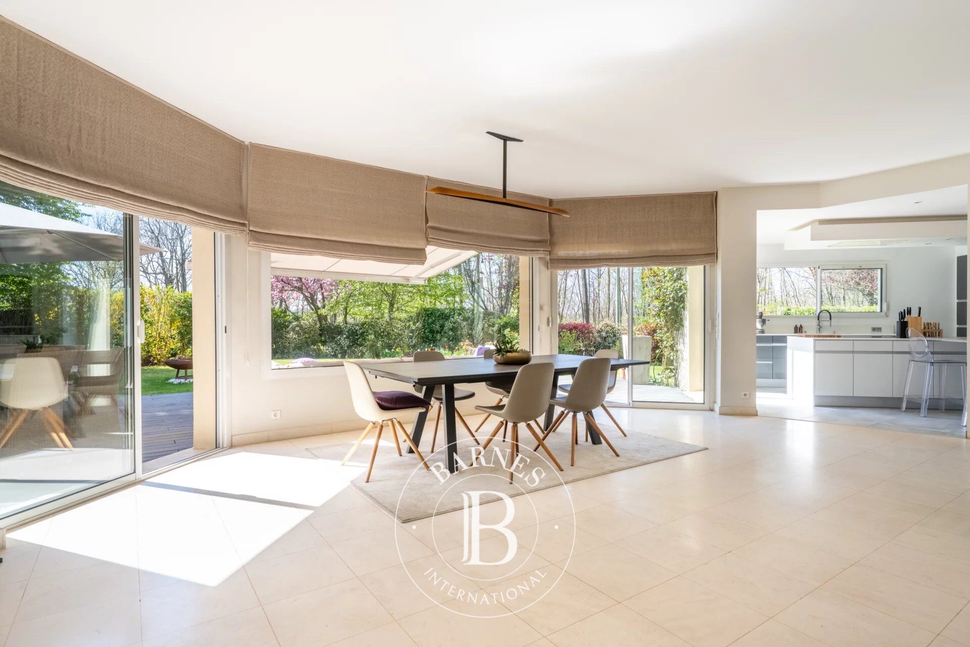 House in La Celle-Saint-Cloud La Feuillaume QUIET - No overlook - picture 2