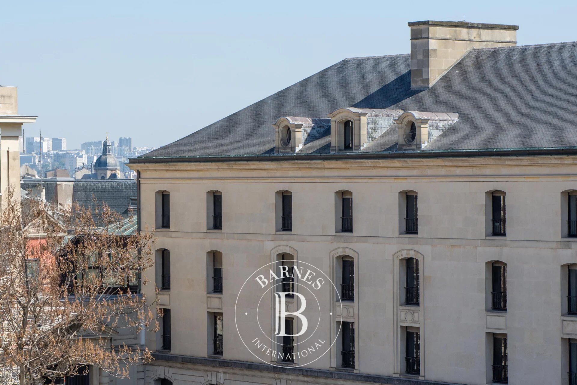 Paris 5 - Ecole Polytechnique / Henri IV - Three-room flat - Unobstructed views - Quiet and bright - picture 3