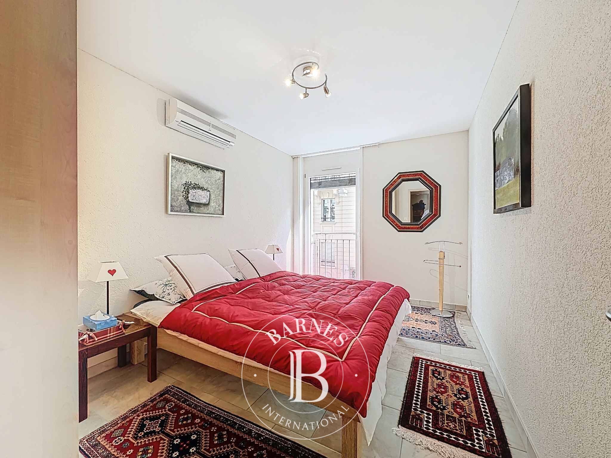 Daire Montreux - picture 11