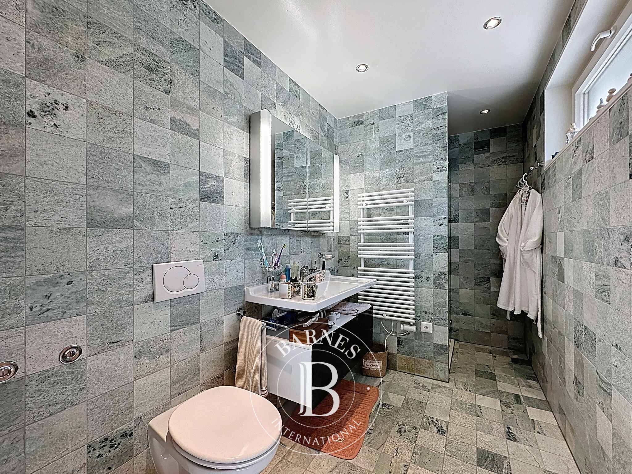 Daire Montreux - picture 9