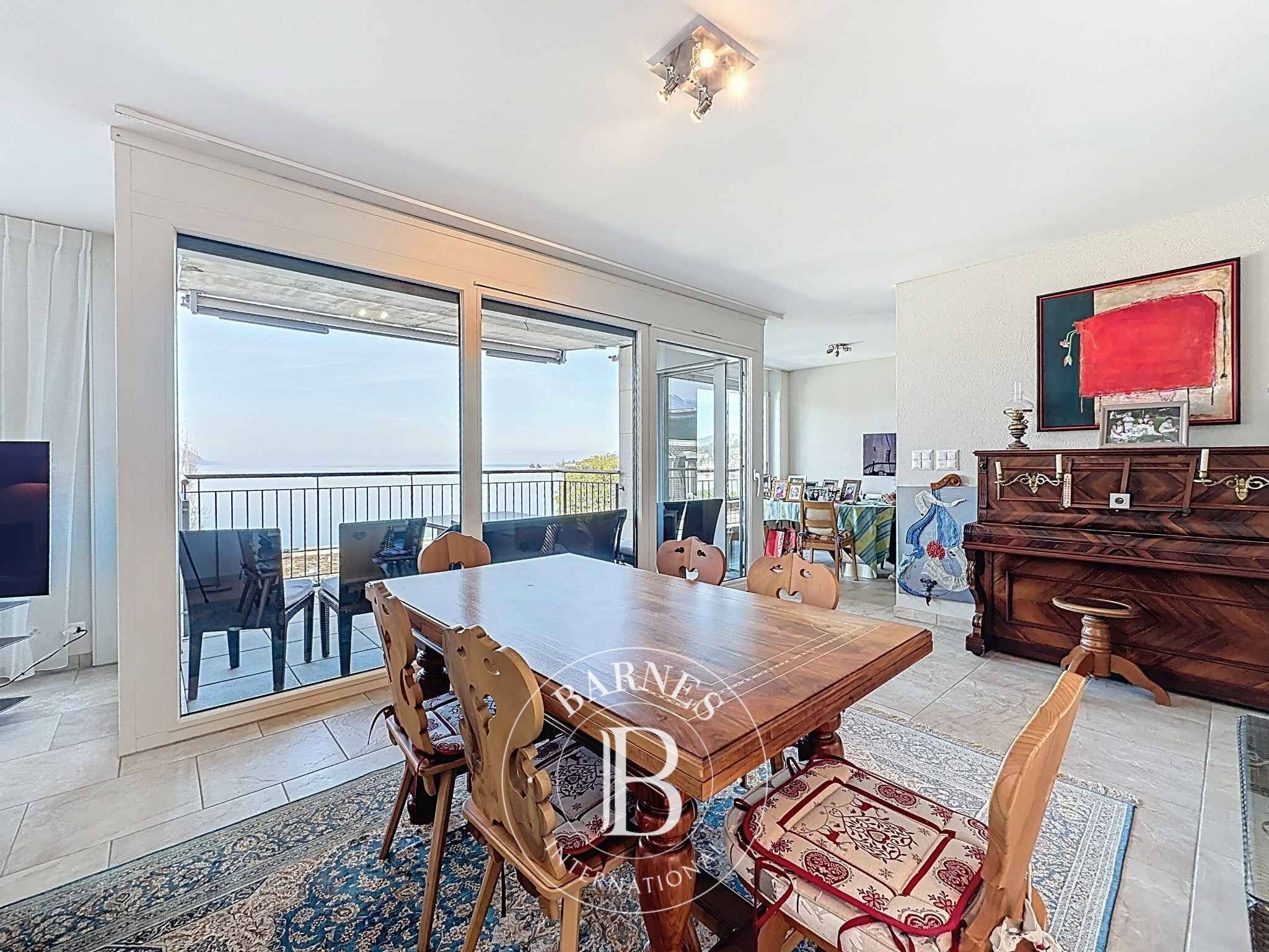 Daire Montreux - picture 7