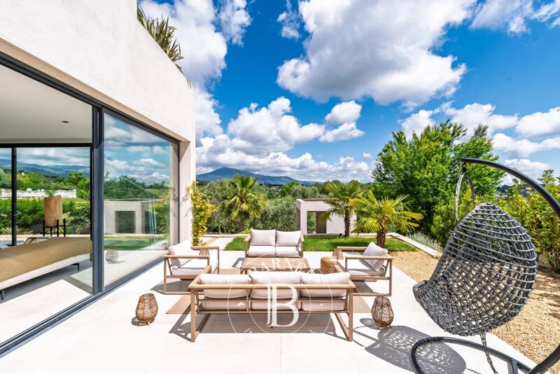 For Rent, Villa Valbonne - picture 2