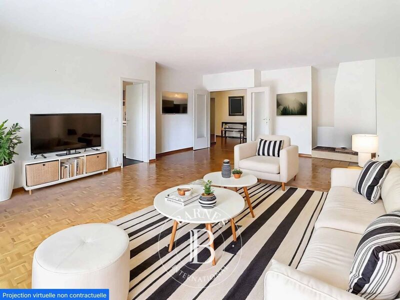 Bel appartement rénové de 5 pièces au calme