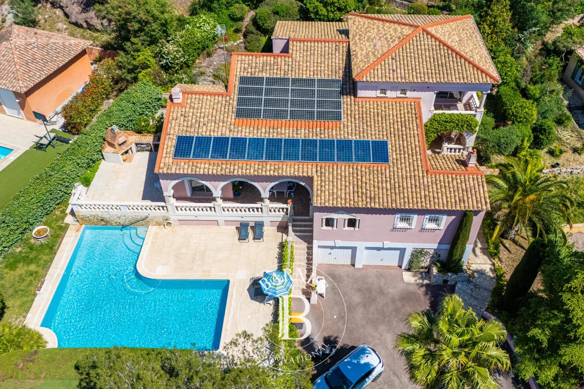 Villa Fréjus - picture 1