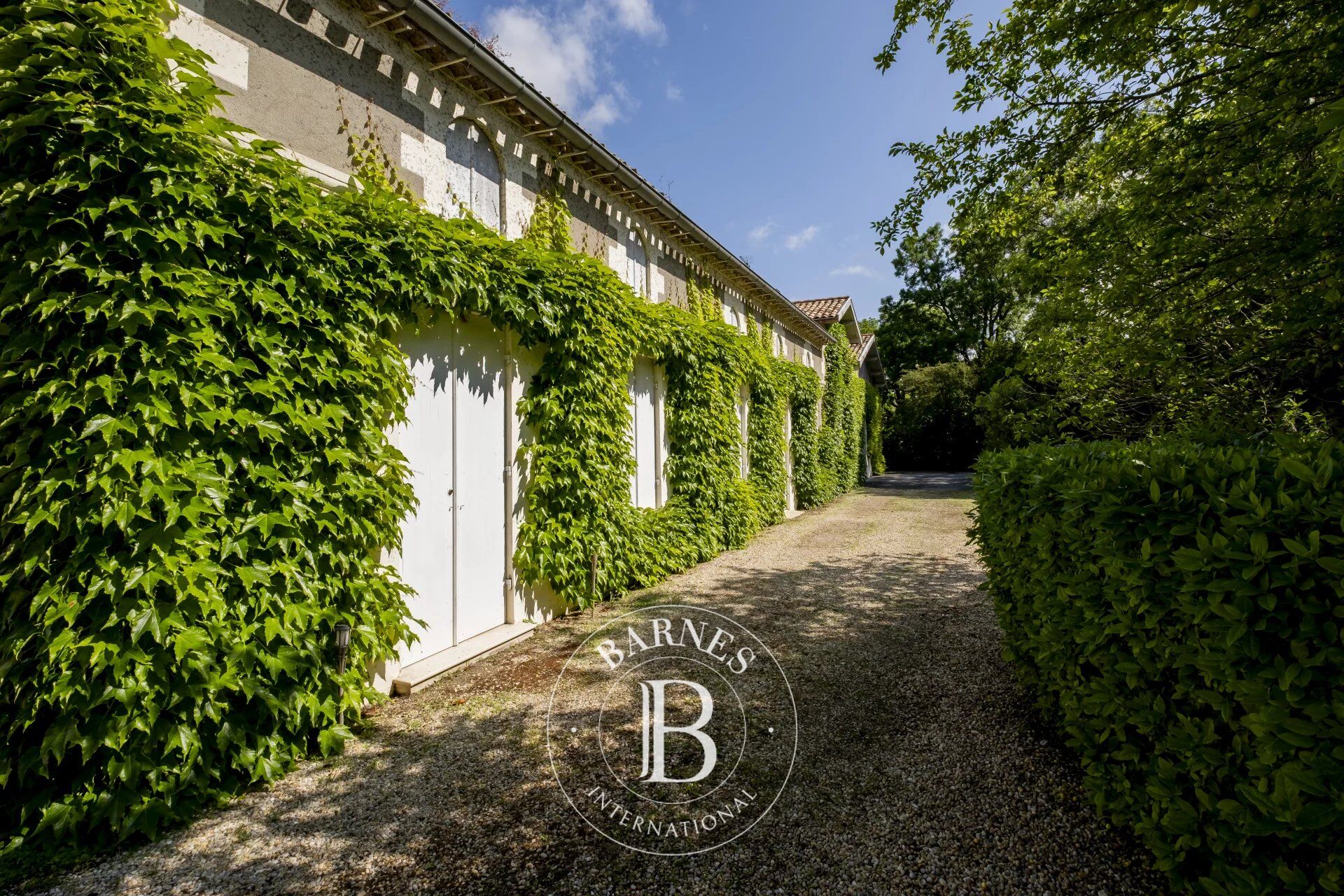 Finca Saint-Loubès - picture 3