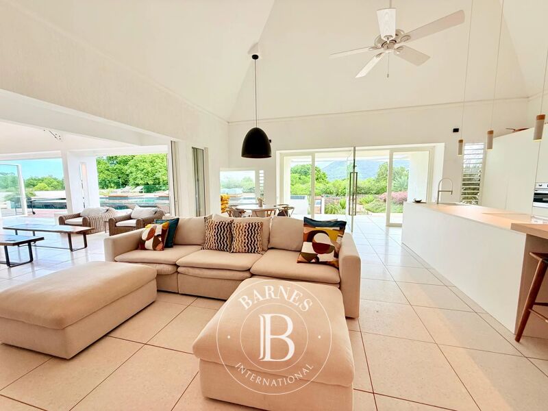 For Sale, Villa Petite Rivière Noire - picture 2