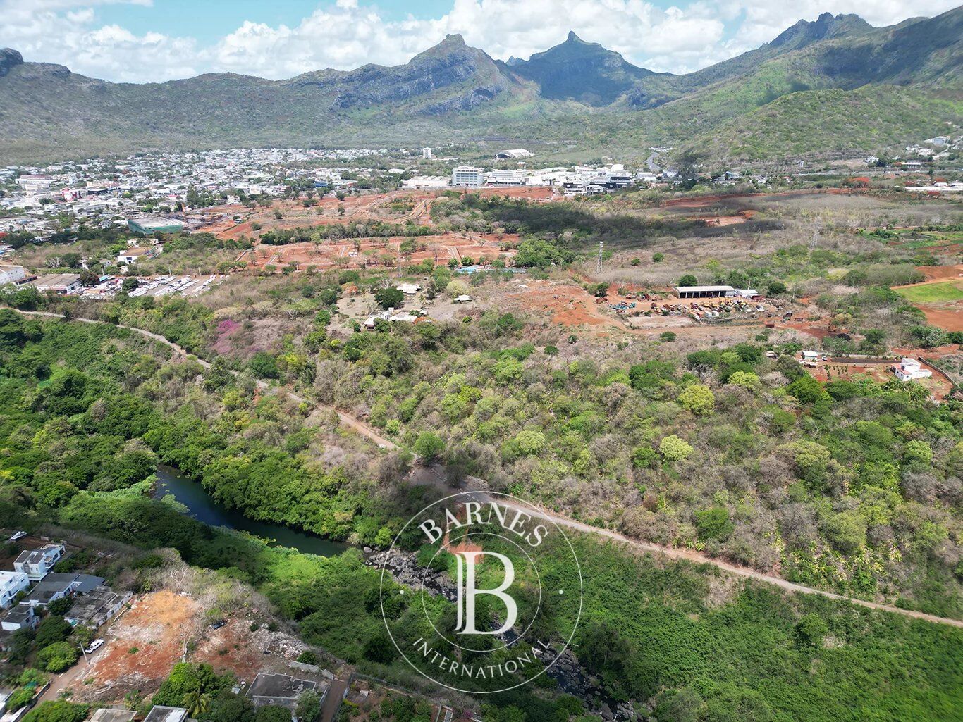 Zemin Pailles - picture 4