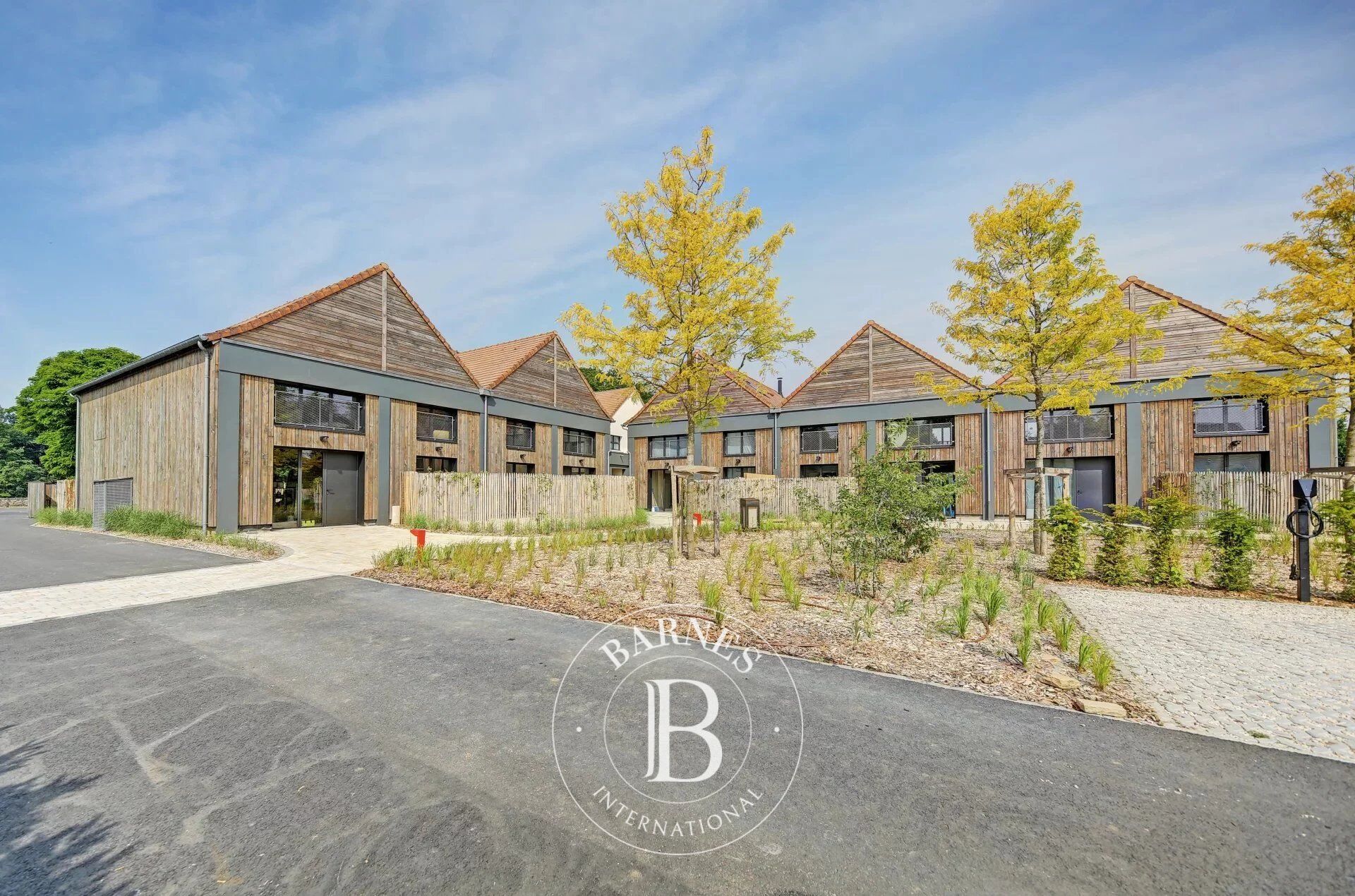 Casa Montfort-l'Amaury - picture 2